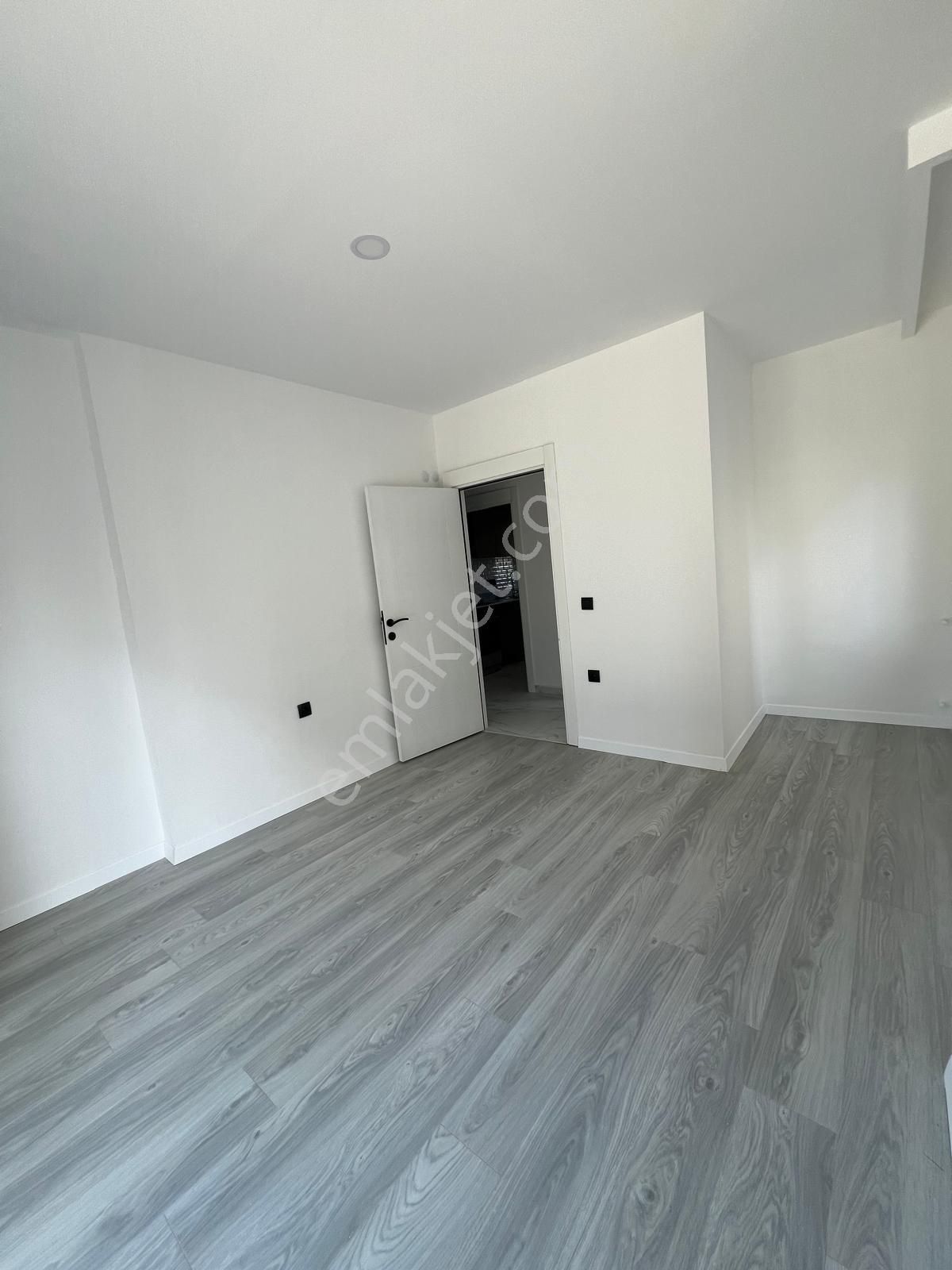 Aydoğmuşta 2+1 Lüks Sıfır Daire - Görsel 13