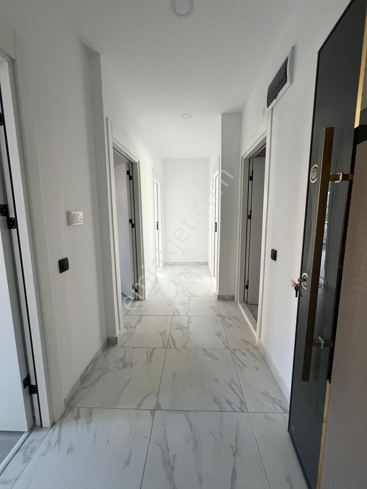 Aydoğmuşta 2+1 Lüks Sıfır Daire - Görsel 17