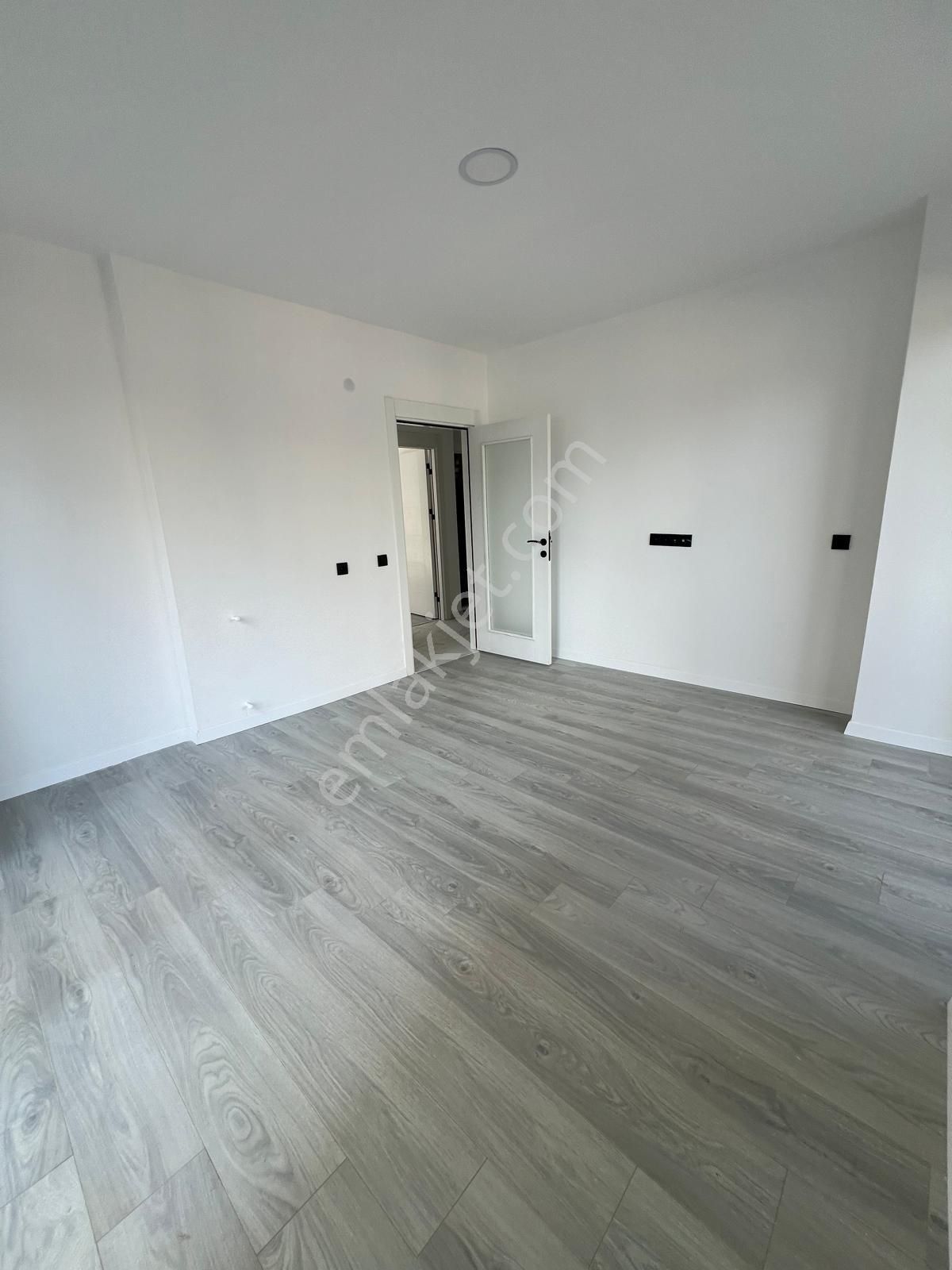 Aydoğmuşta 2+1 Lüks Sıfır Daire - Görsel 11