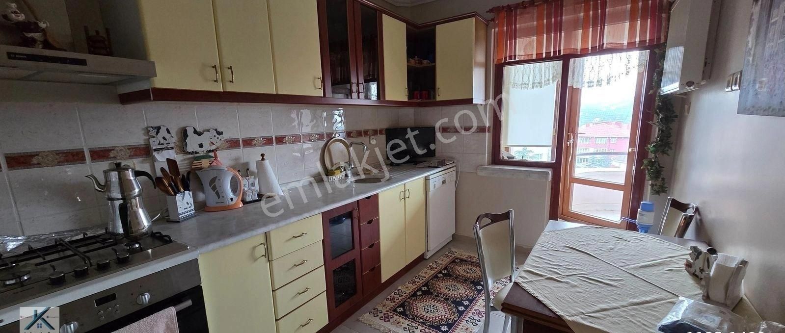 Satılık 3+1 Dikmen Akpınar Mah. 10. Katta Asansörlü Otoparklı Bakımlı Yapılı - Görsel 14