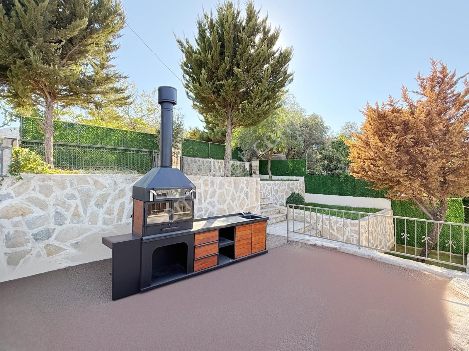 Yenifoça'da 330 M² Arsa İçinde Fırsat Satılık Müstakil Dubleks - Görsel 22