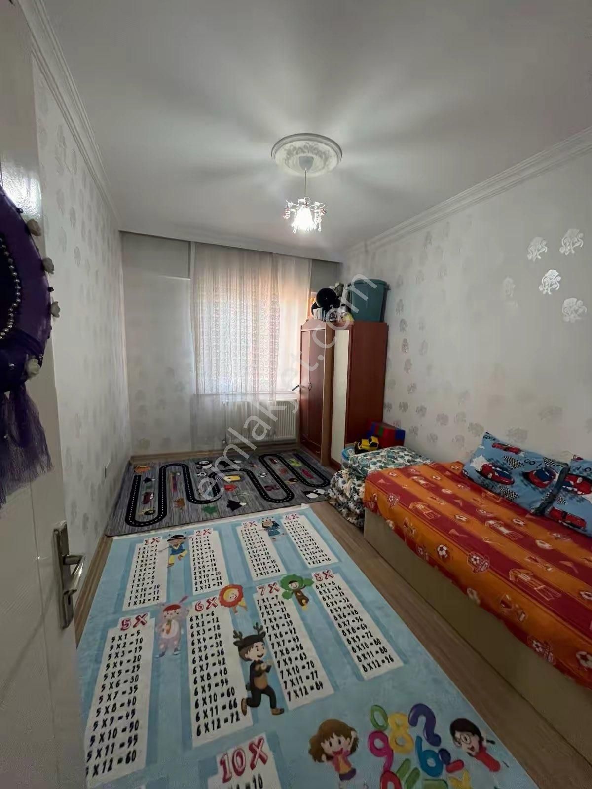 Şirinevlerde Satılık 3+1 Bakımlı Toki Dairesi - Görsel 5