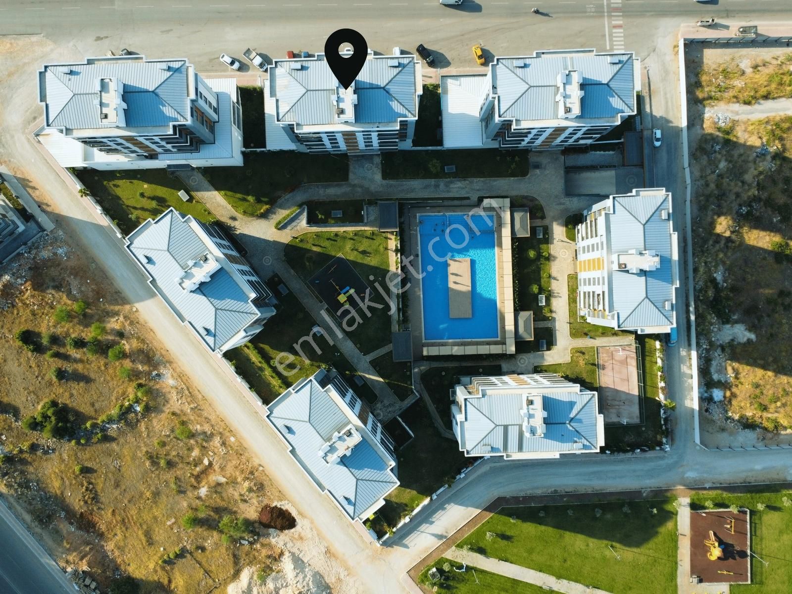 Panoramik Antalya Manzaralı Doğalgaz Kombili 3+1 Daire - Görsel 5