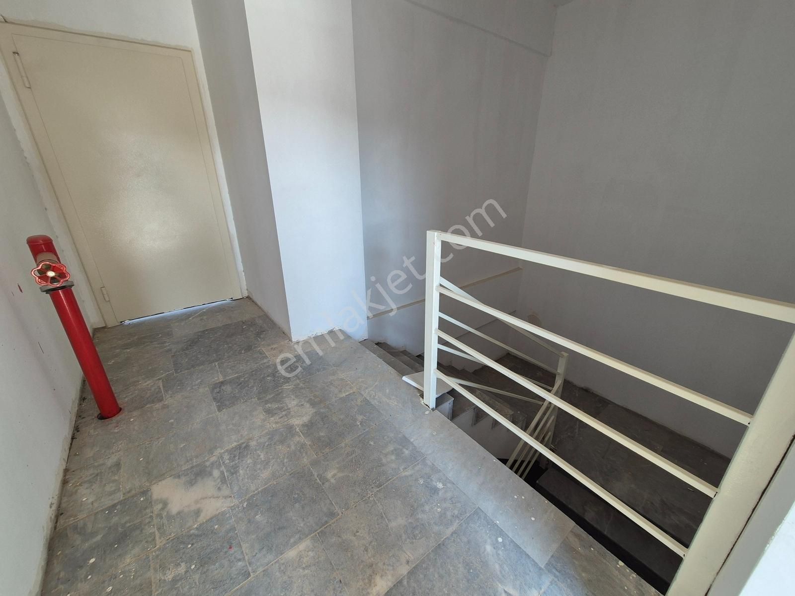 Panoramik Antalya Manzaralı Doğalgaz Kombili 3+1 Daire - Görsel 10