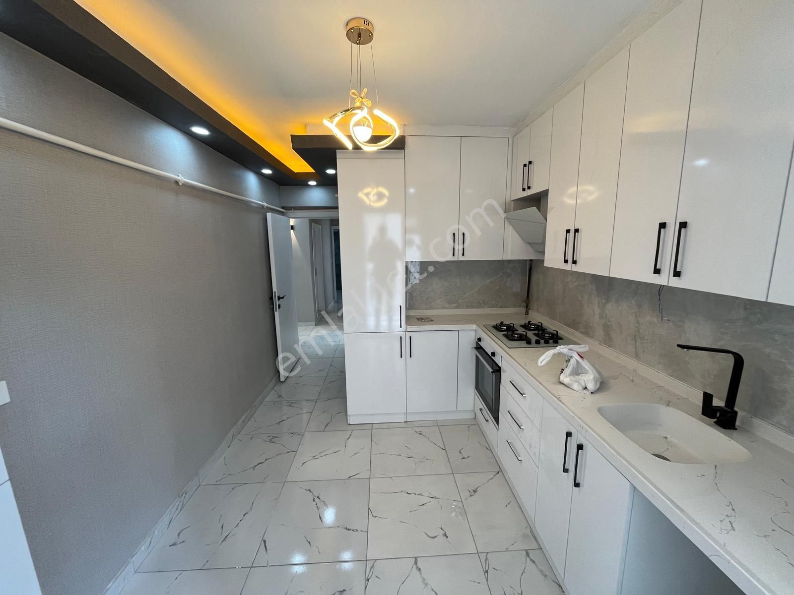 Sincan Plevnede 3+1 Ara Kat Full Yapılı Trene Ulaşıma Yakın Daire - Görsel 5