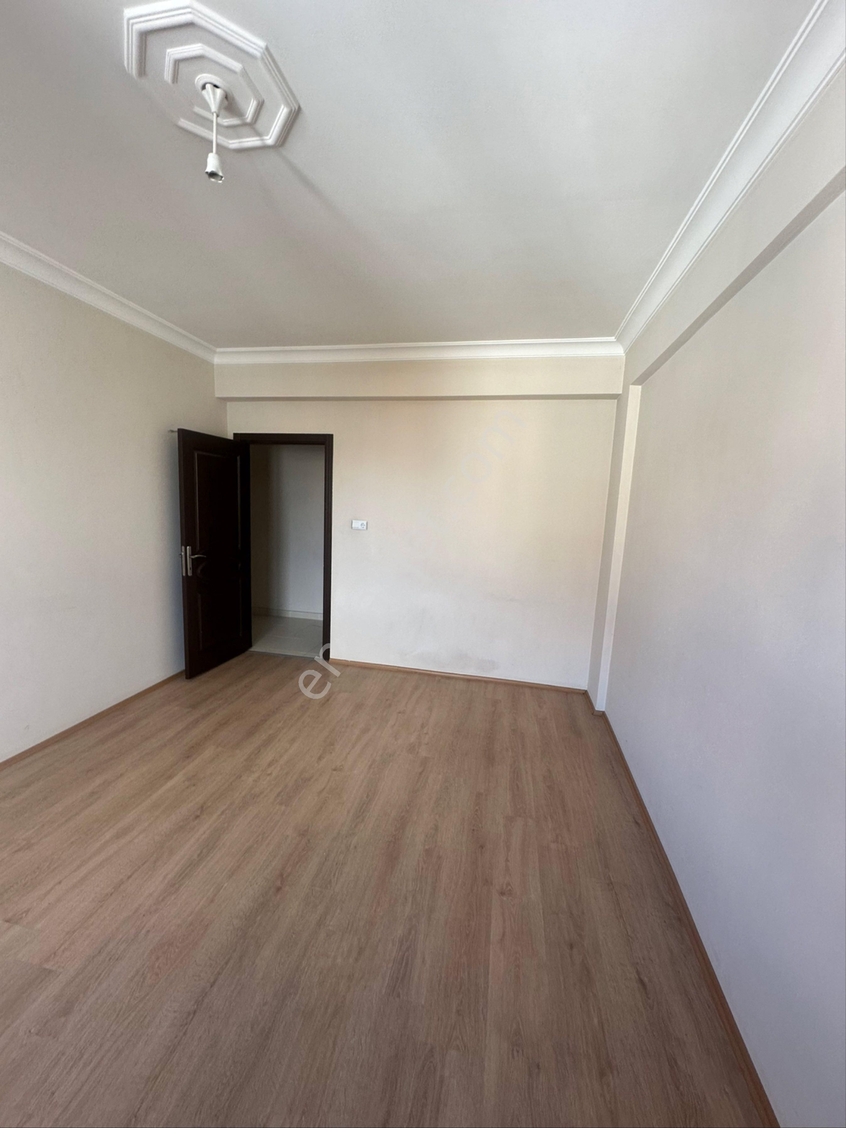 Salih Emlaktan Kosovmahallesinde Kiralık Site İçi 3+1 Daire - Görsel 19