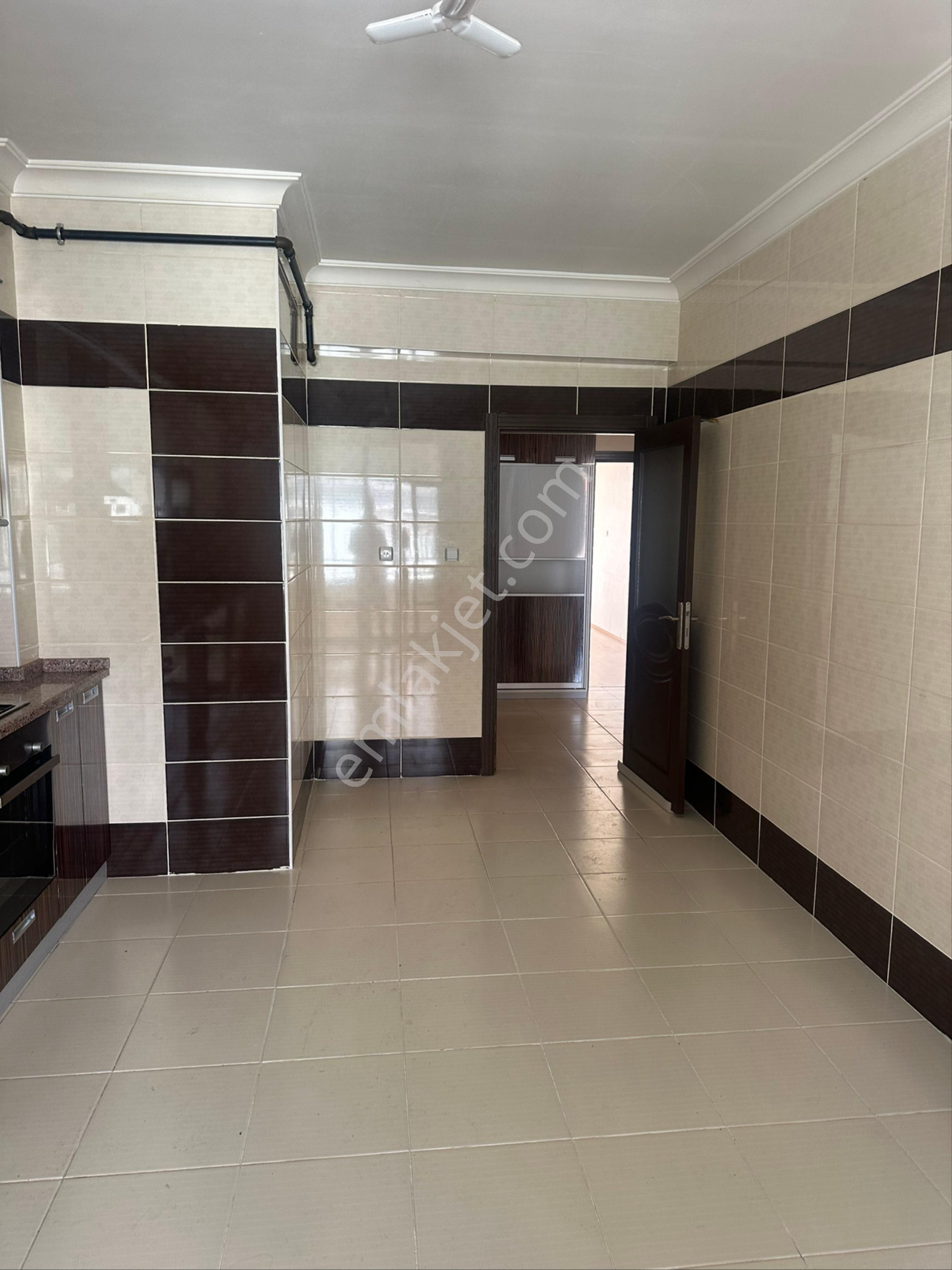 Salih Emlaktan Kosovmahallesinde Kiralık Site İçi 3+1 Daire - Görsel 28