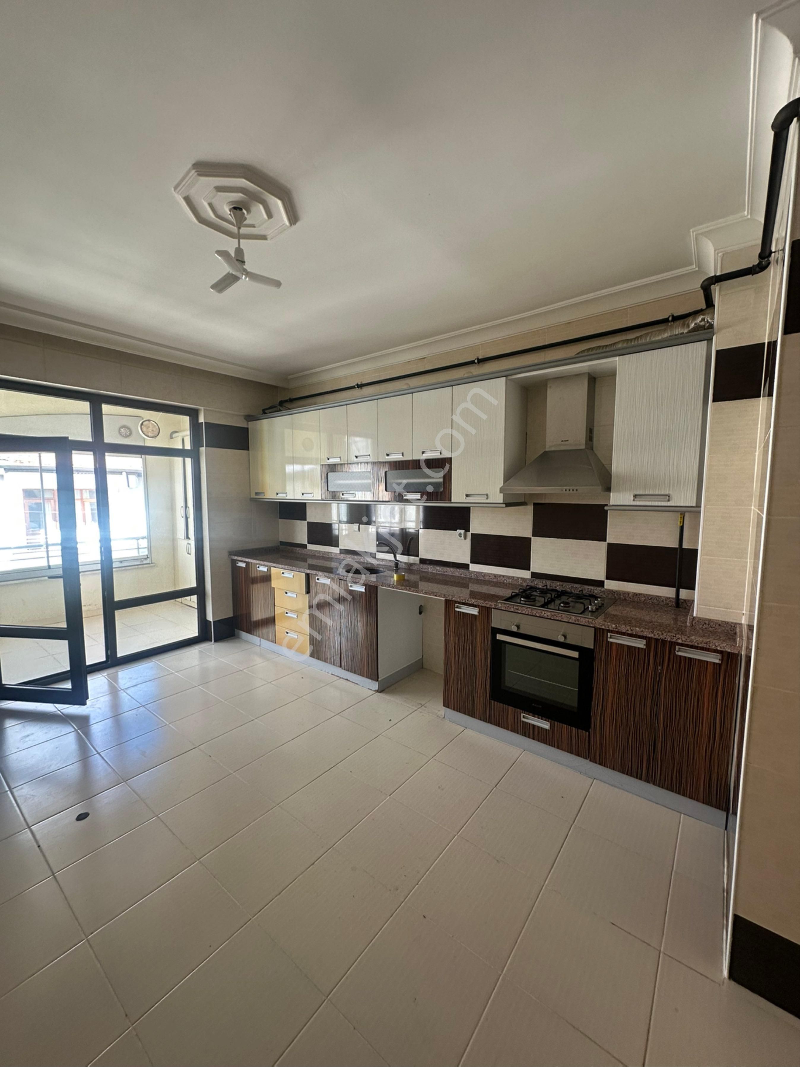 Salih Emlaktan Kosovmahallesinde Kiralık Site İçi 3+1 Daire - Görsel 31