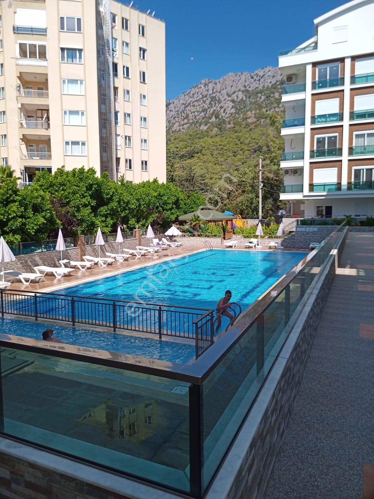 Sarısuda Site İçerisinde Doğalgazlı Amerikan Mutfak Giriş Kat 1+1 Satılık Daire