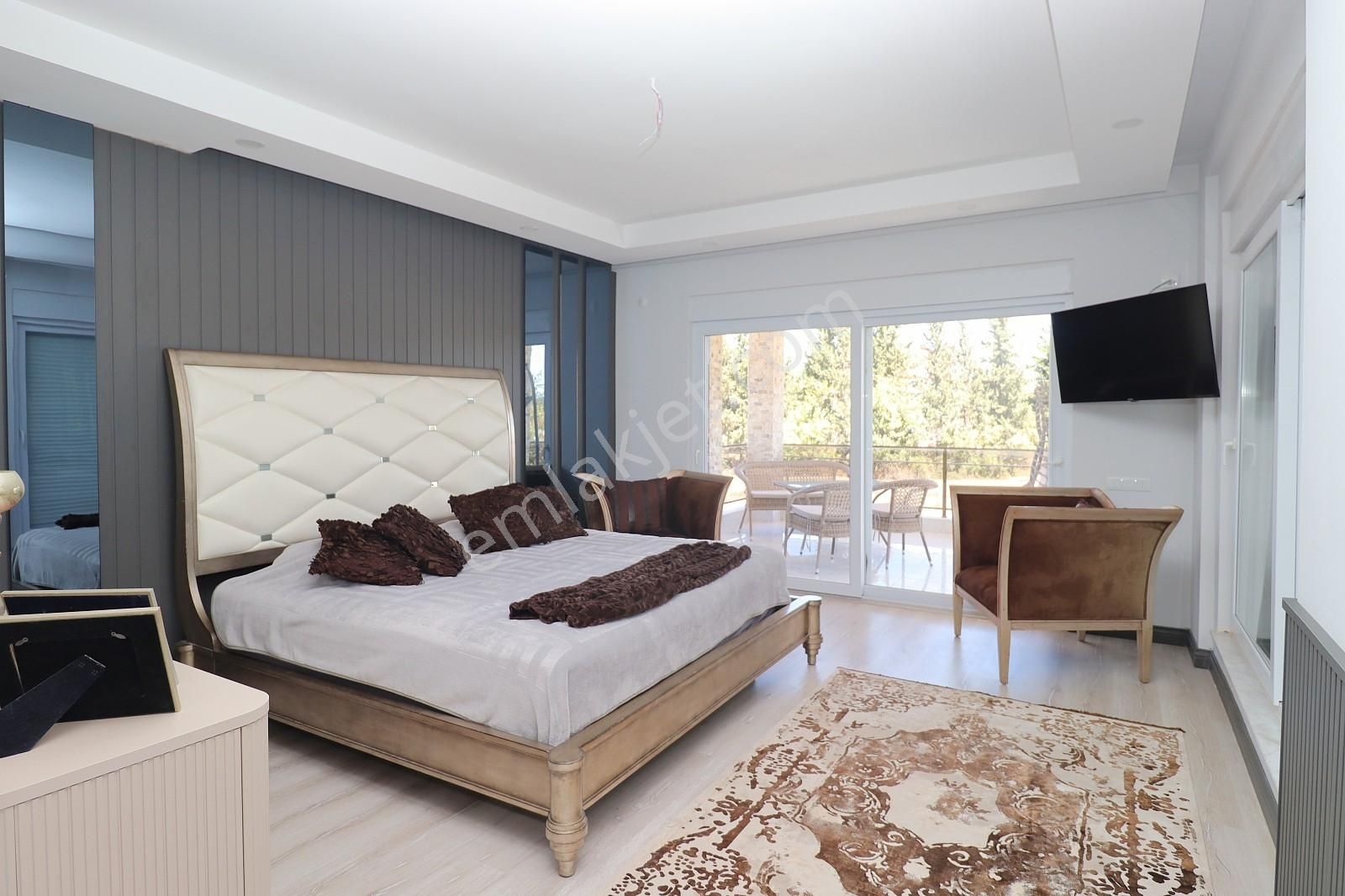 Döşemealtında Özel Havuzlu Müstakil Şık Villa | Tekce - Görsel 10