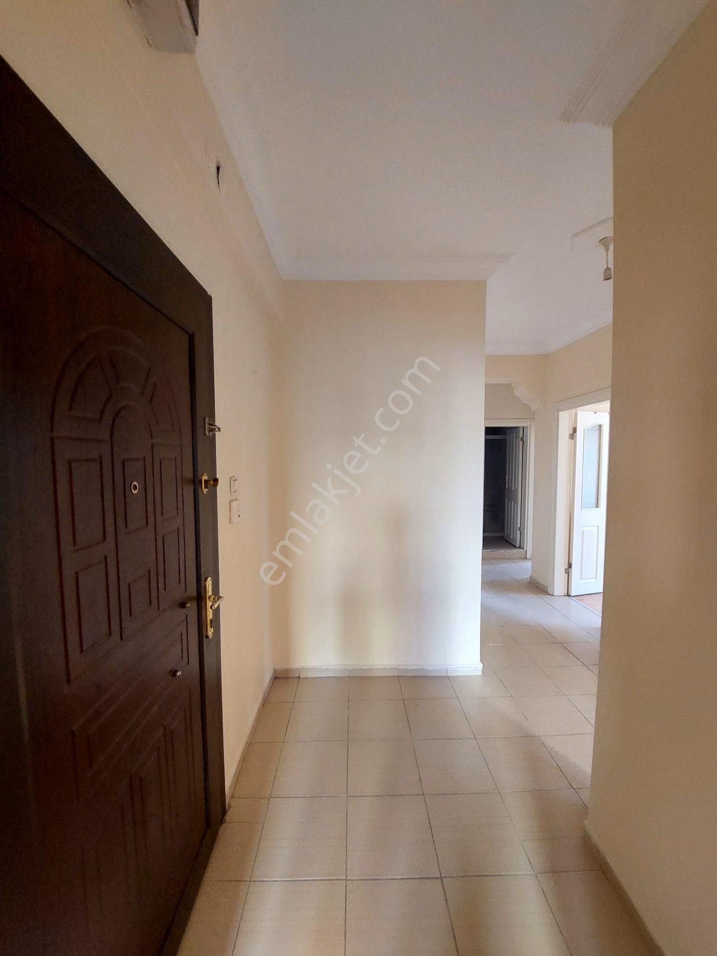 Recep Ümit'ten Şarhöyük Mahallesi Şarhöyük Sağlık Ocağının Yakınında Kiralık 3+1 Daire - Görsel 34