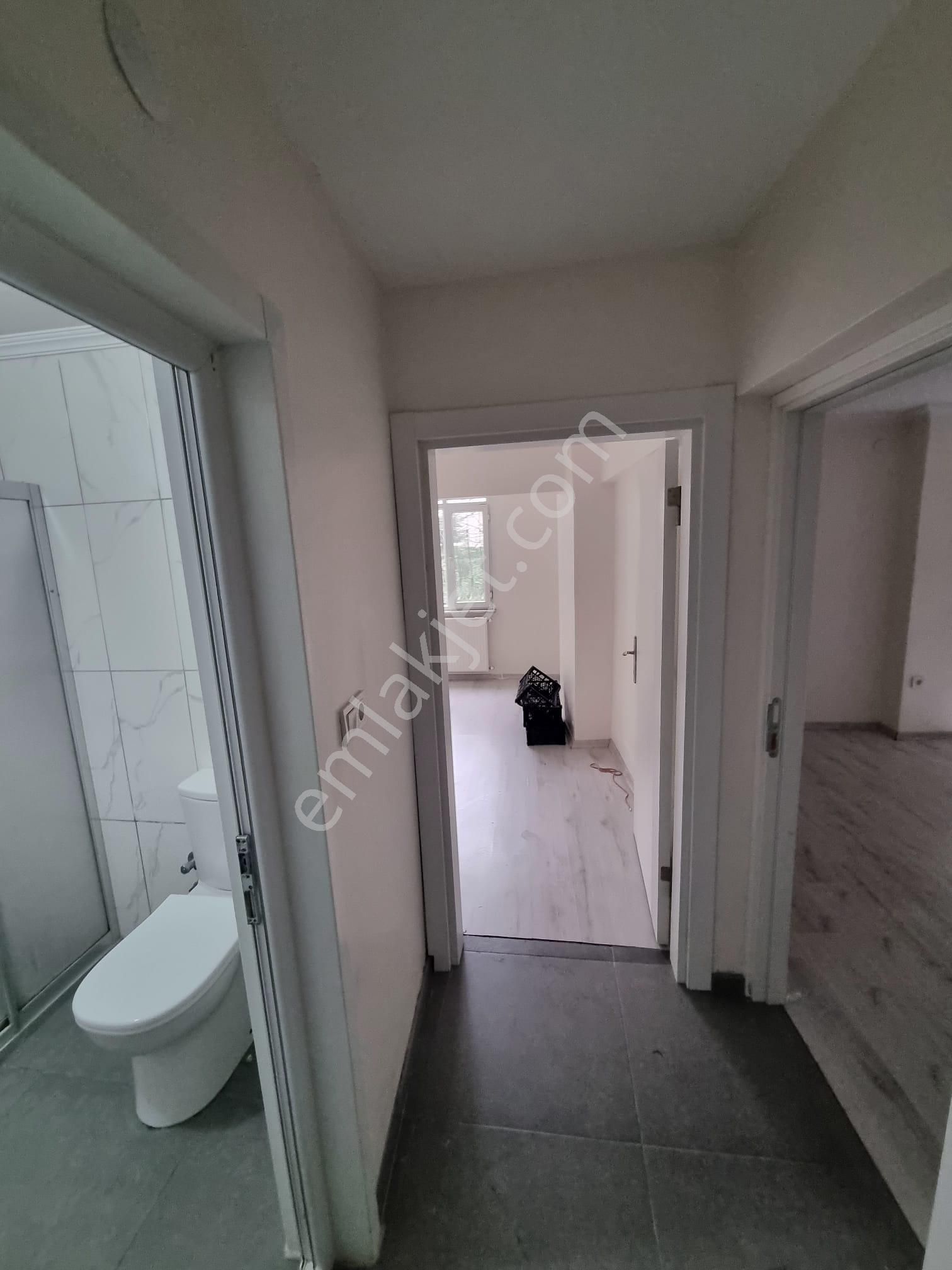 Tarabyaüstü Ömürtepede Ulaşım Çarşı Yakın 1+1 Bahçeli Daire - Görsel 7