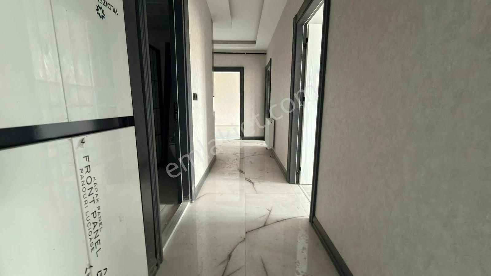 Saracık Mahallesi'nde Katta Bulvar Cepheli Sıfır 2+1 Daire - Görsel 16