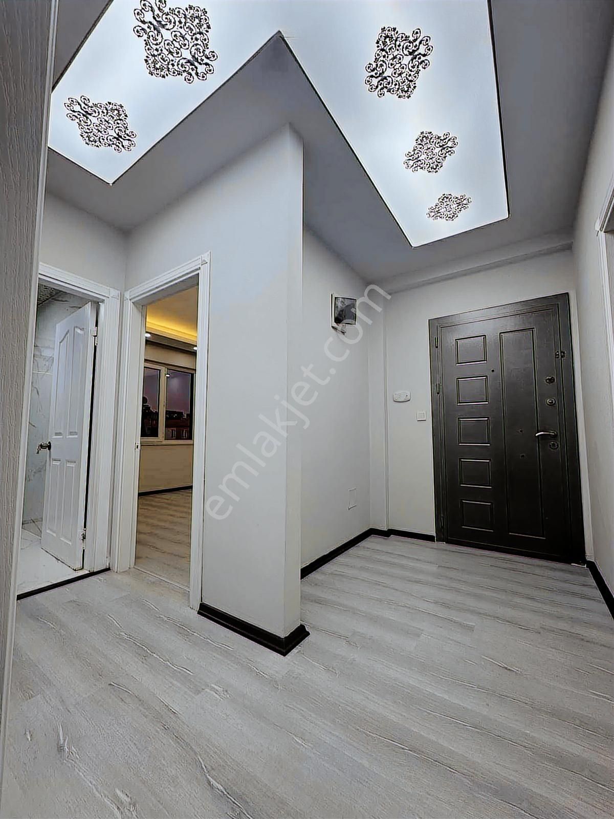 Antalya Şafak Mahallesi'nde 2 + 1 İçi Sıfırlanmış Daire - Görsel 5