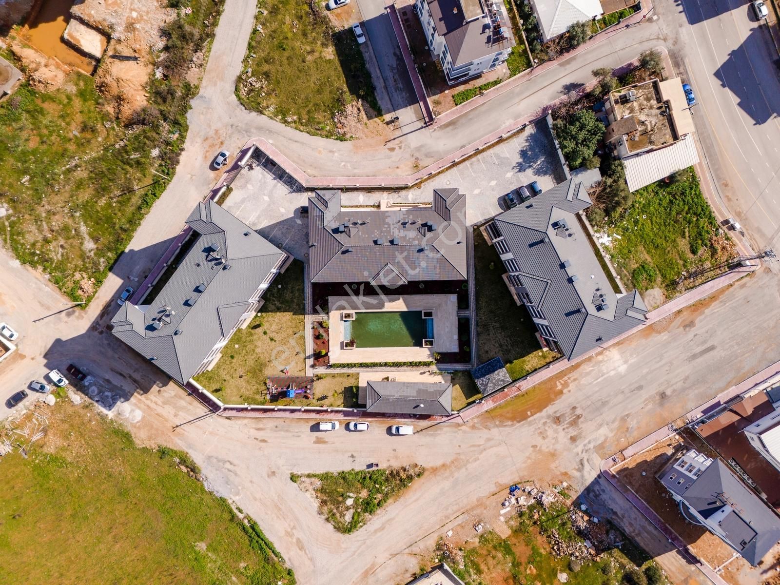 Ayanoğlu'nda Havuzlu Güvenlikli Sitede Sıfır 2+1 Satılık Daire - Görsel 18