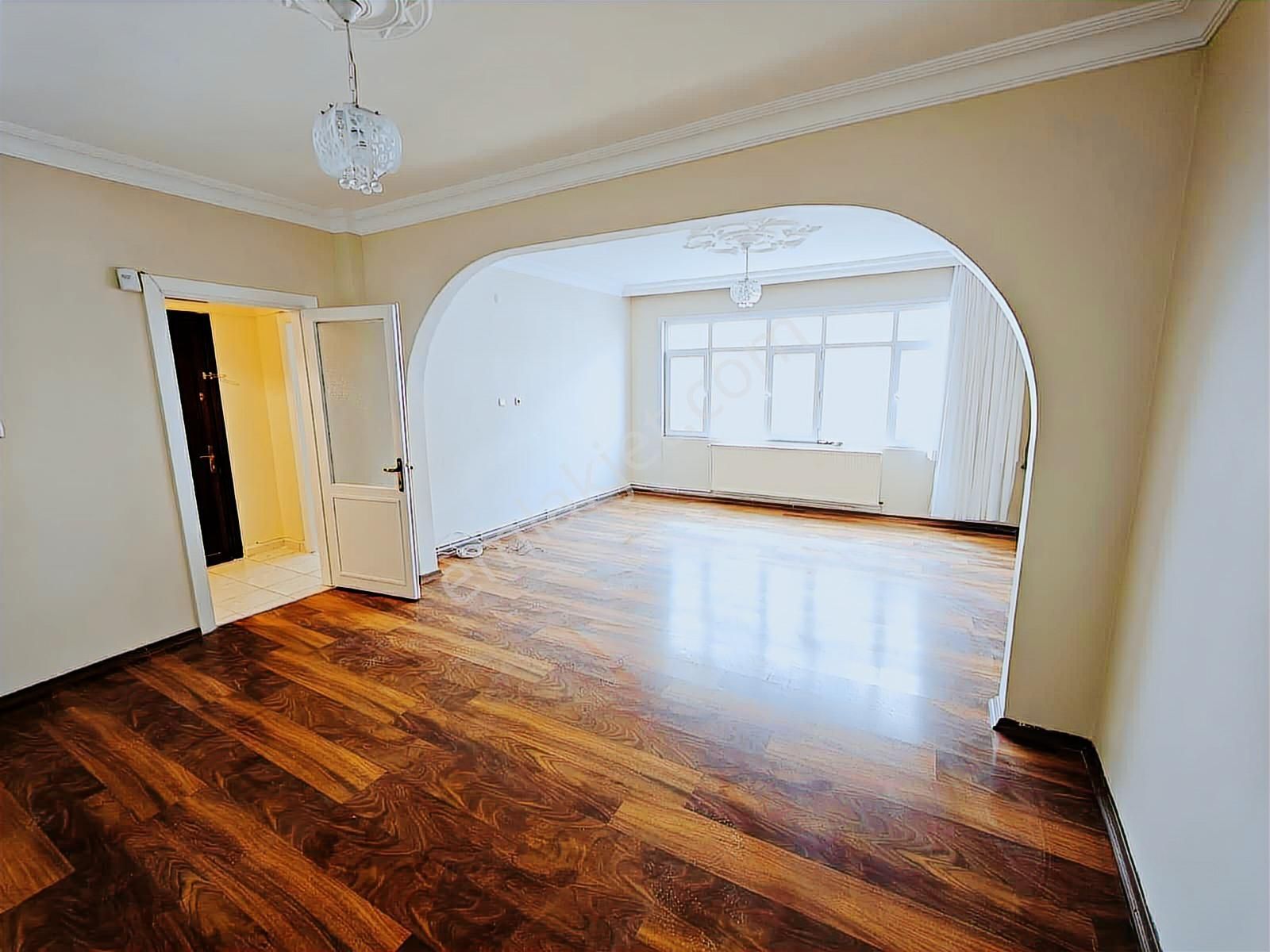 Üsküdar Zeynep Kamilde Geniş 2+1 Kiralık Daire - Görsel 5