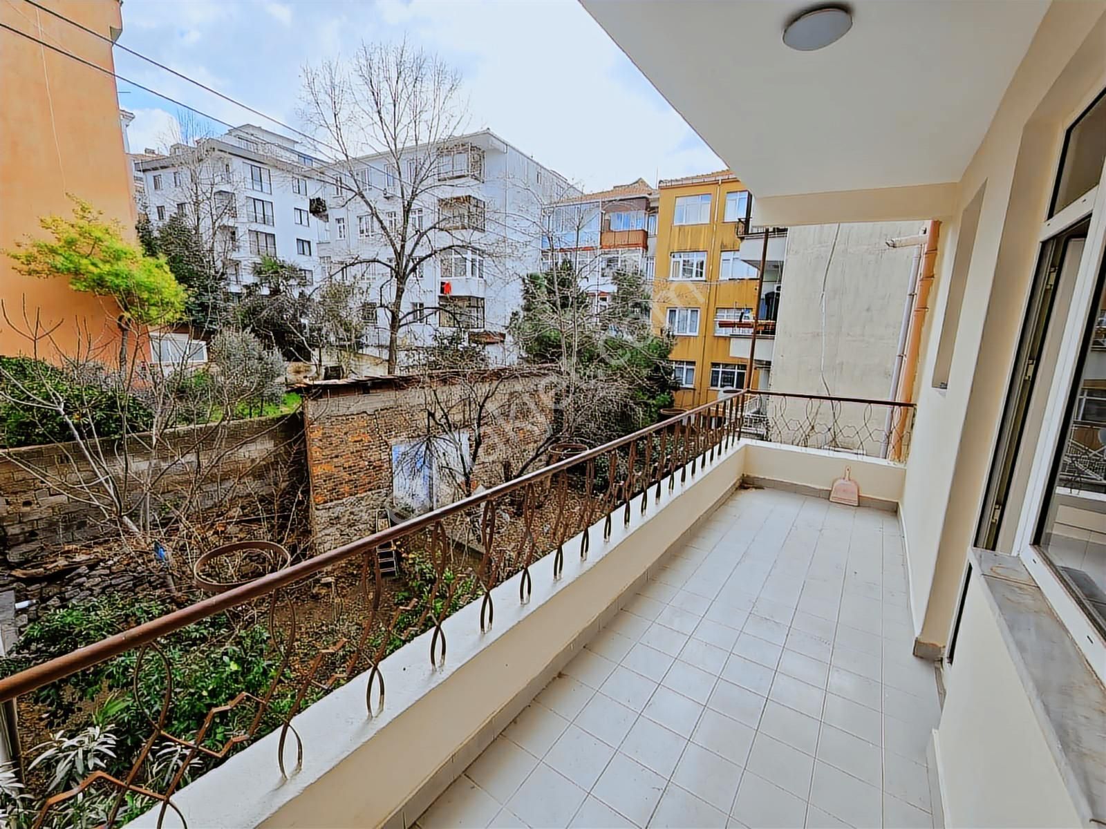 Üsküdar Zeynep Kamilde Geniş 2+1 Kiralık Daire - Görsel 7