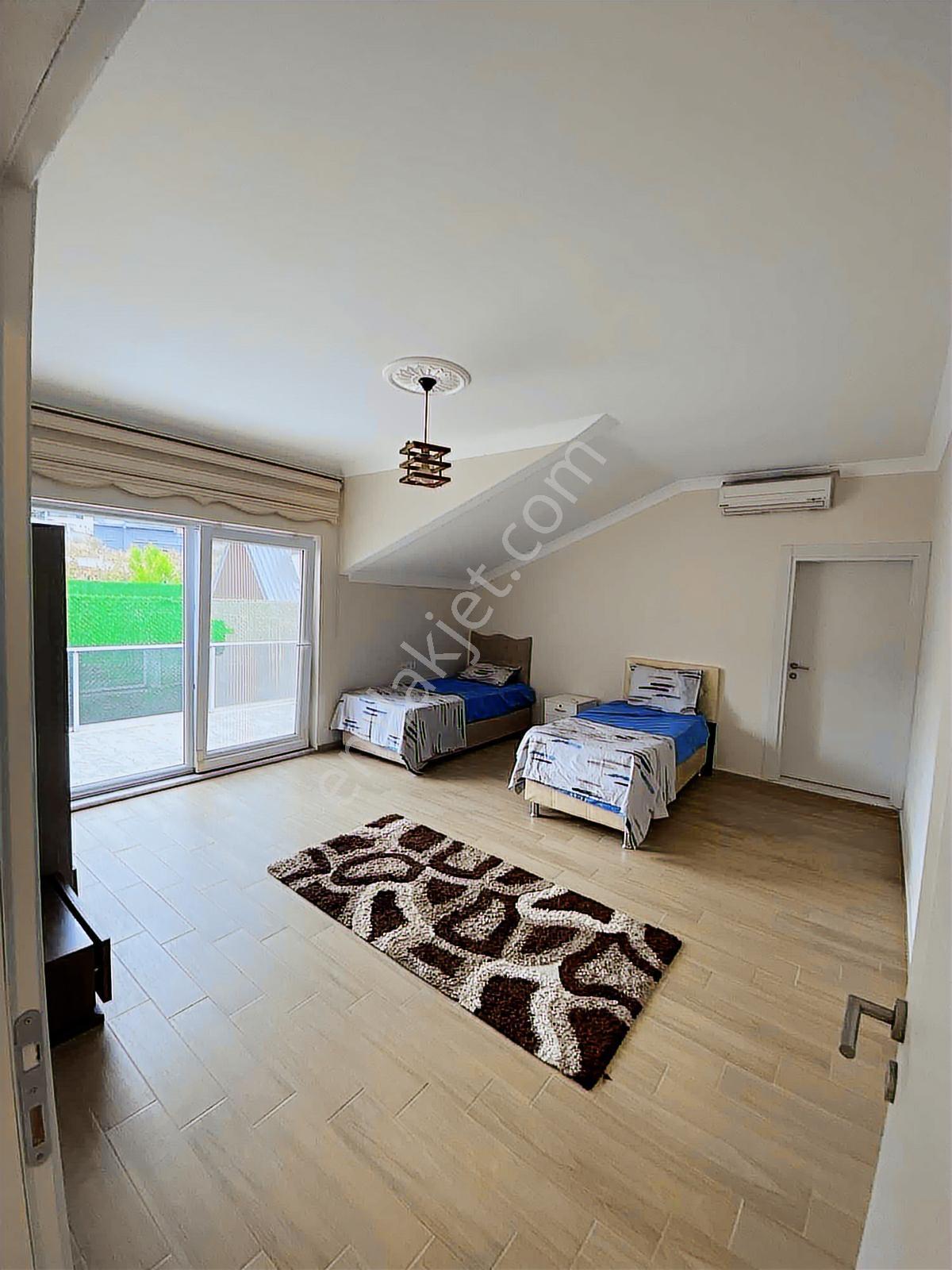 1236 M2 İmarlı Arsa İçerisinde Lux Villa 1 Aylık Fiyat - Görsel 22