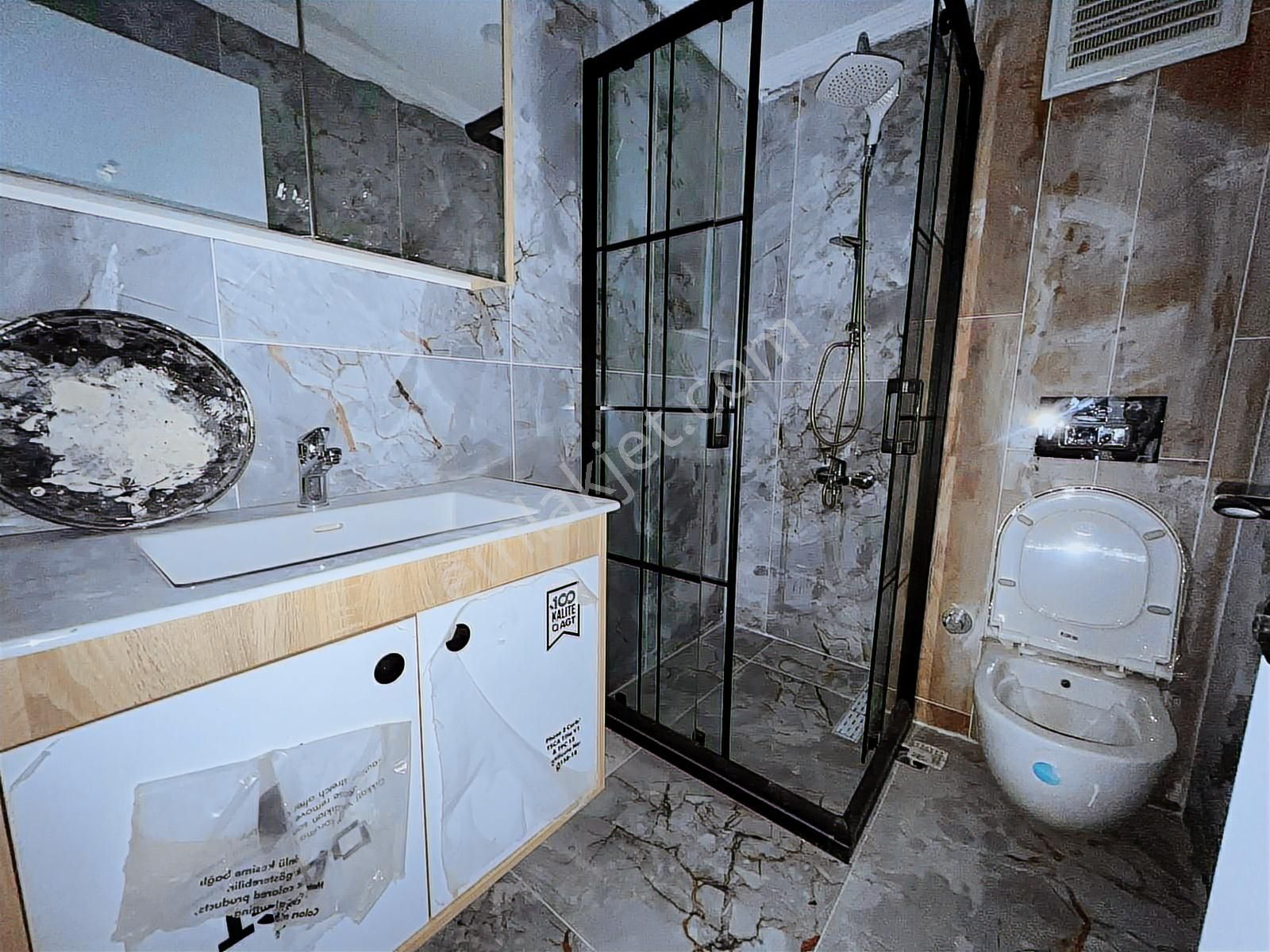 B.çekmece Kumburgaz'da Lüks Sitede İçinde 2+1 Satılık Daire - Görsel 8