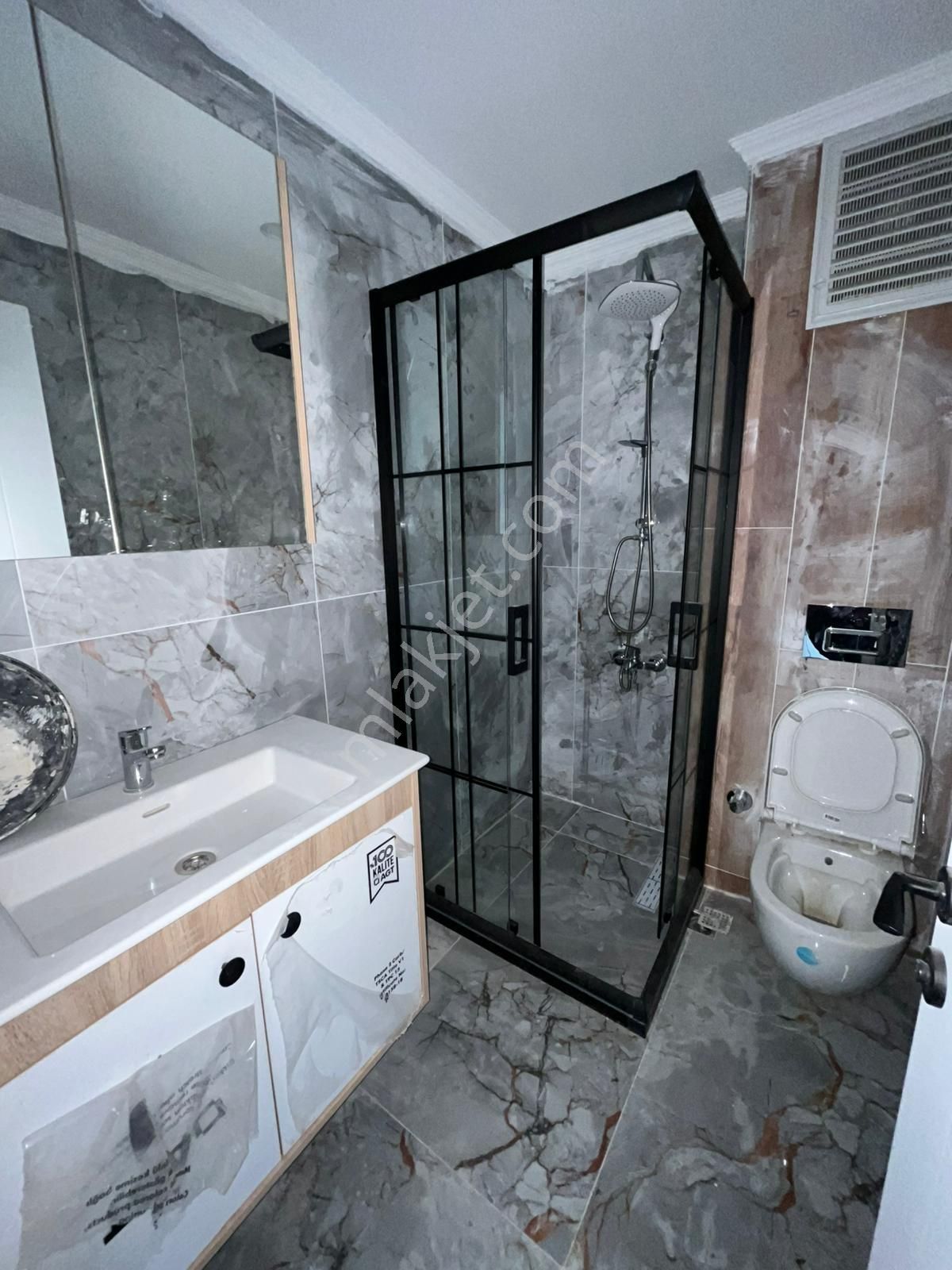 B.çekmece Kumburgaz'da Lüks Sitede İçinde 2+1 Satılık Daire - Görsel 7
