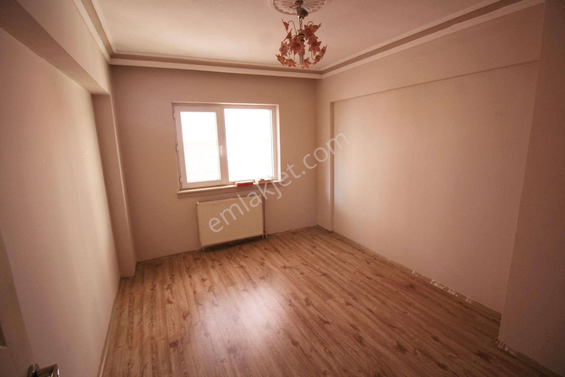 Krc'den Mamak Çarşı İçi Caddesine 300 M.satılık 5+1 Dubleks - Görsel 13