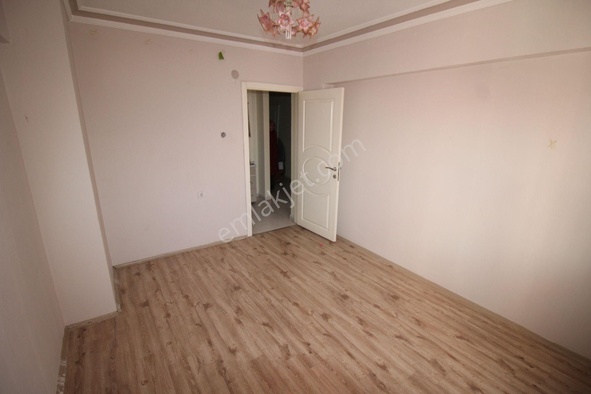 Krc'den Mamak Çarşı İçi Caddesine 300 M.satılık 5+1 Dubleks - Görsel 14