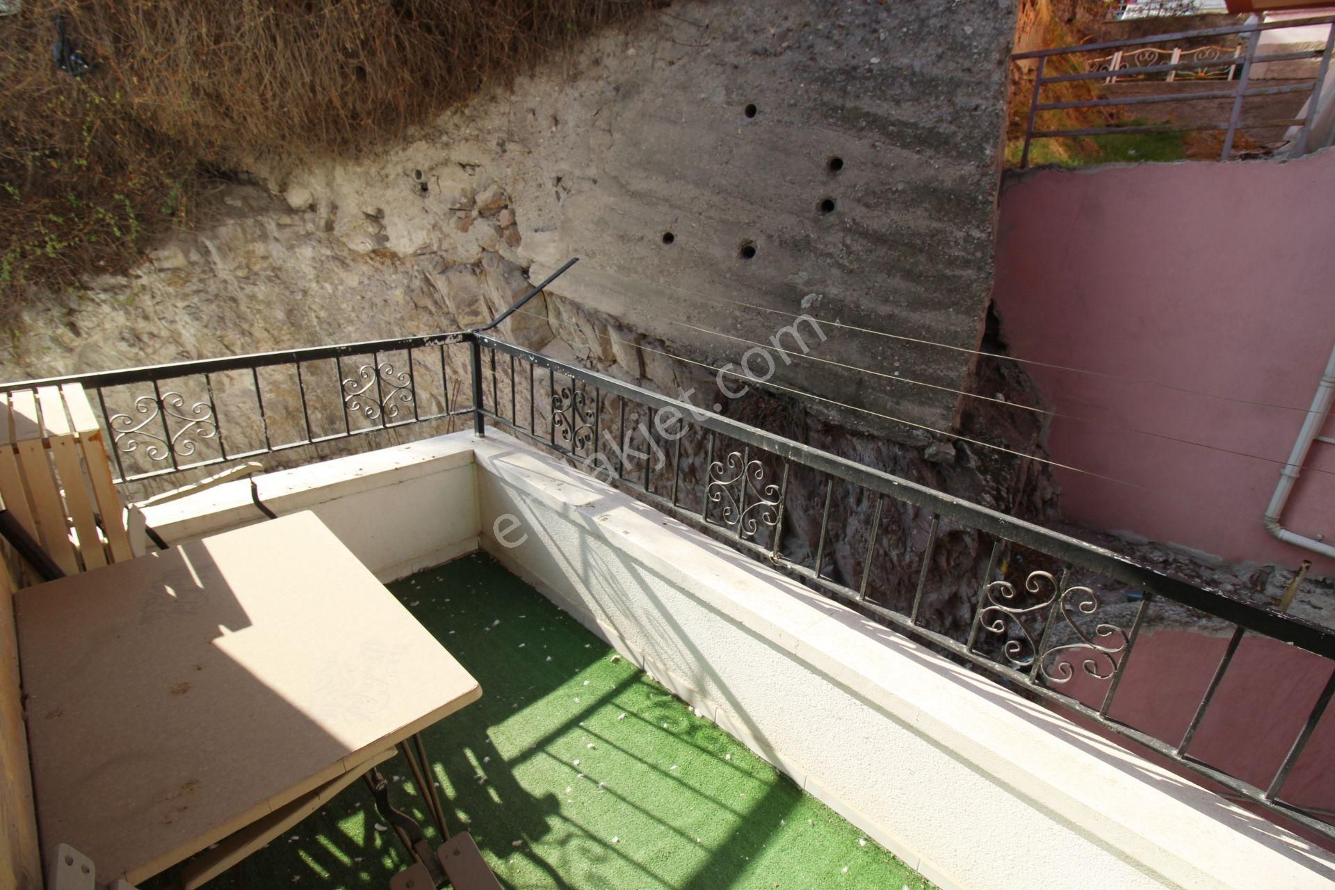 Krc'den Mamak Çarşı İçi Caddesine 300 M.satılık 5+1 Dubleks - Görsel 8