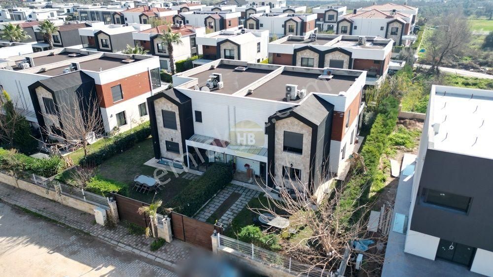 Hb'den 6+1 Satılık Villa, Kuyulu Moda Evleri'nde Geniş Bahçeli - Görsel 2