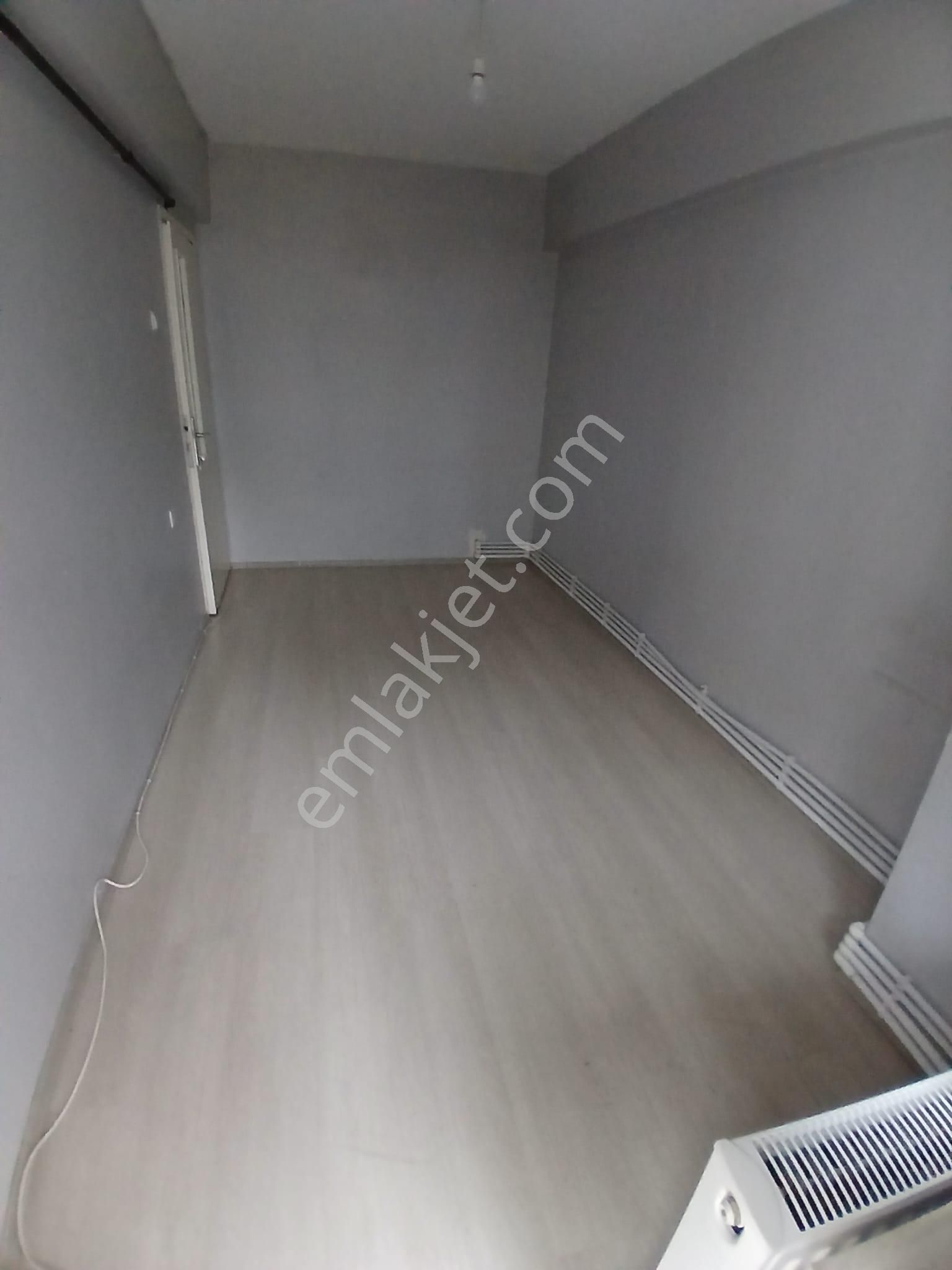 İpekçilik Karaağaç Mahallesinde Çift Cepheli Ara Kat Kiralık Daire - Görsel 9