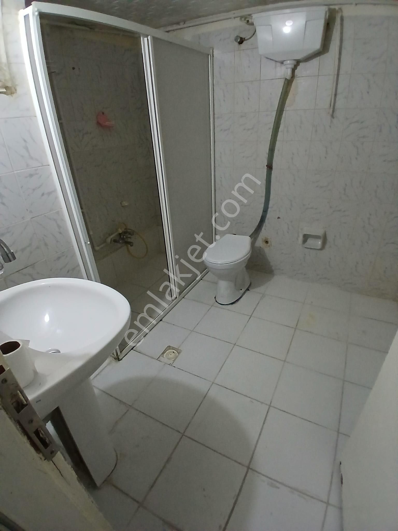 İpekçilik Karaağaç Mahallesinde Çift Cepheli Ara Kat Kiralık Daire - Görsel 17