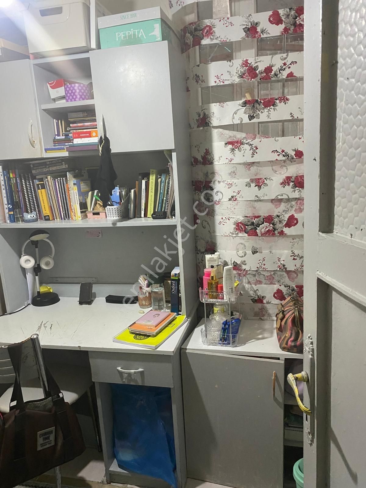 Bağcilar Demirkapi Mahlasi Giriş Kat 2+1 75m2 - Görsel 9