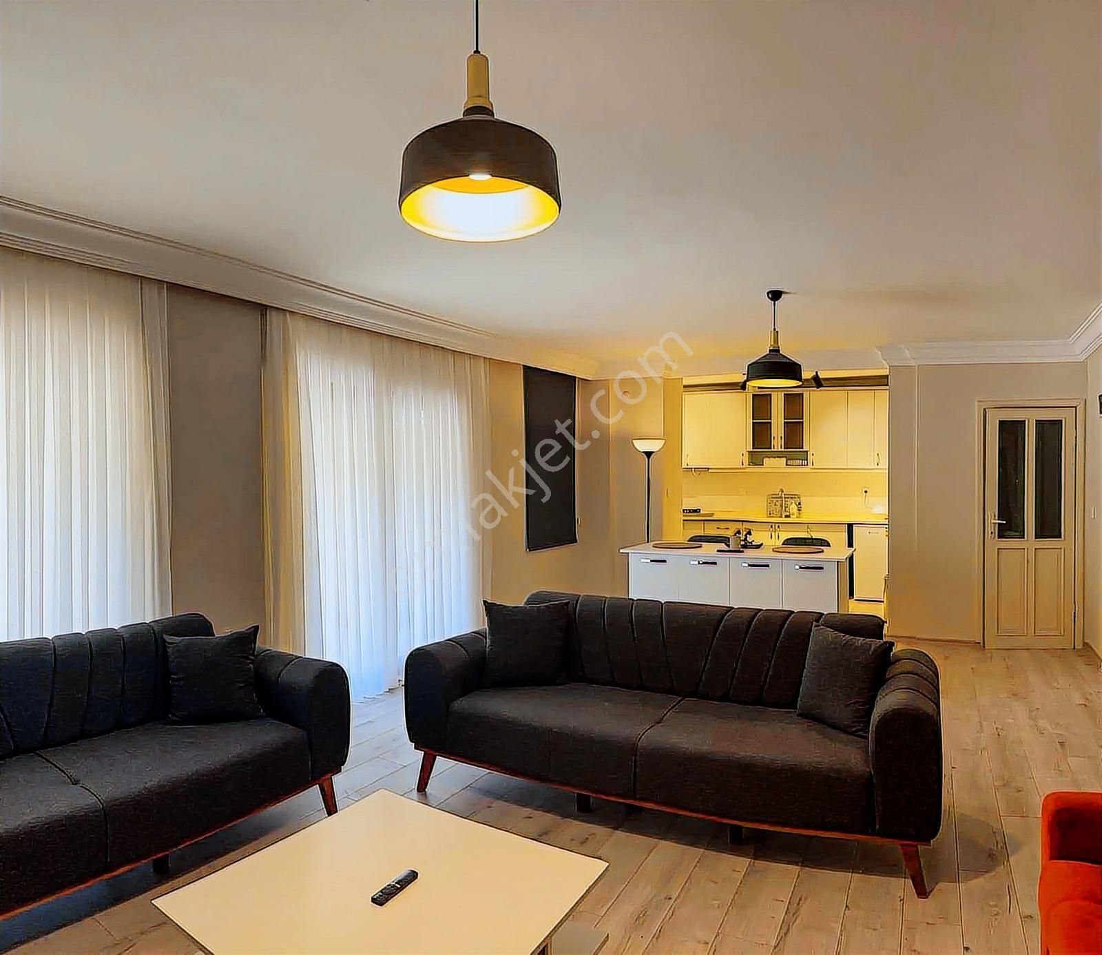 İçmeler'de Doğa İle İç İçe Satılık Villa - Görsel 14