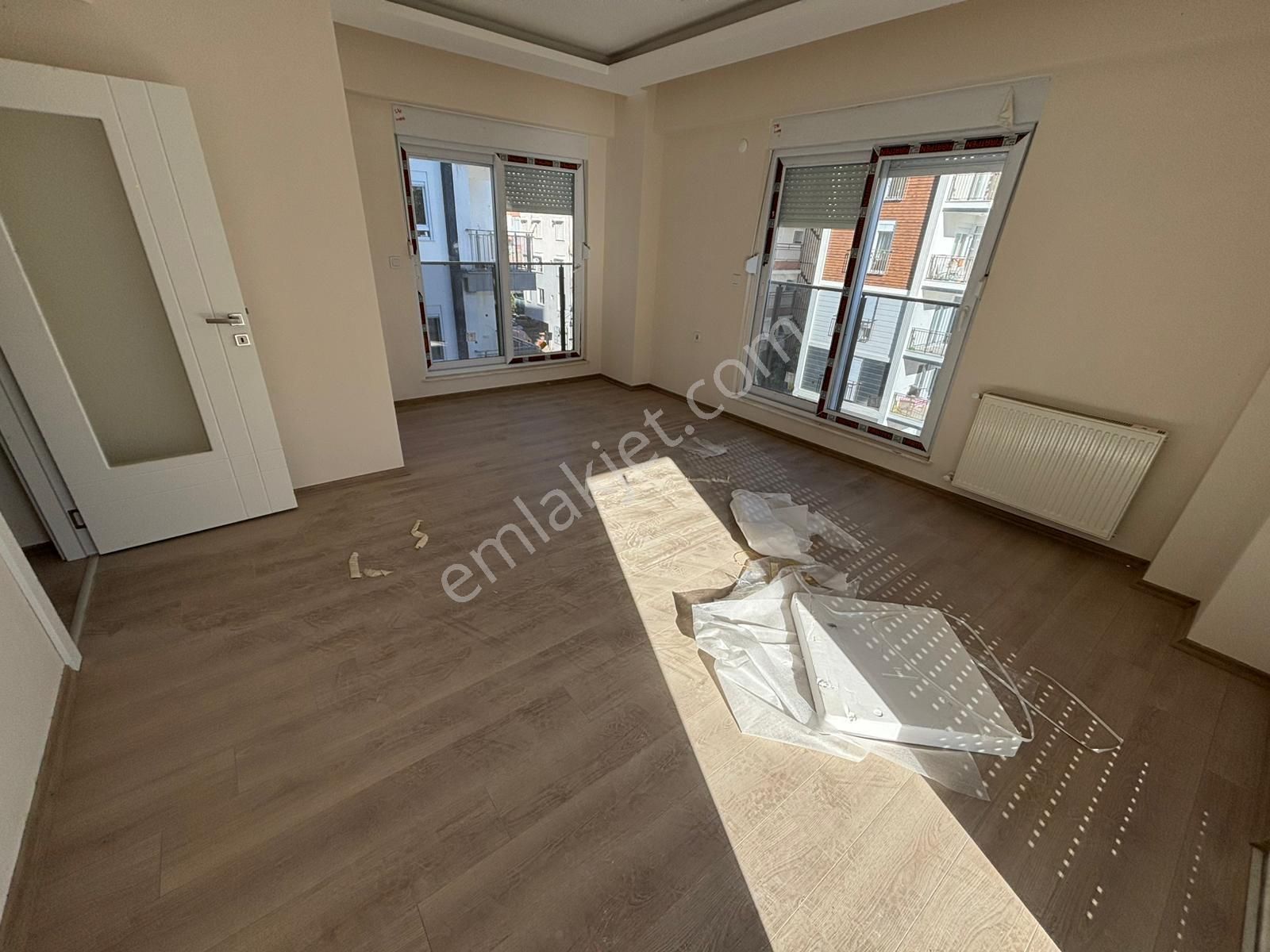 Muratpaşa Varlık'ta Sıfır 2+1 Ayrı Mutfaklı Doğalgazlı Satılık