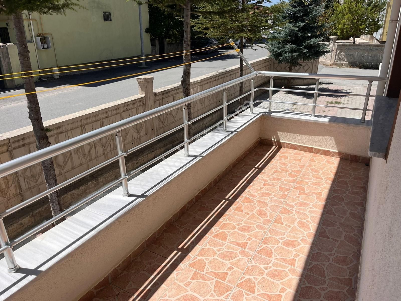 Erol Emlaktan Aydınlıkevler Osmalı Sts 140 M2 Satılık 3+1 Daire - Görsel 7