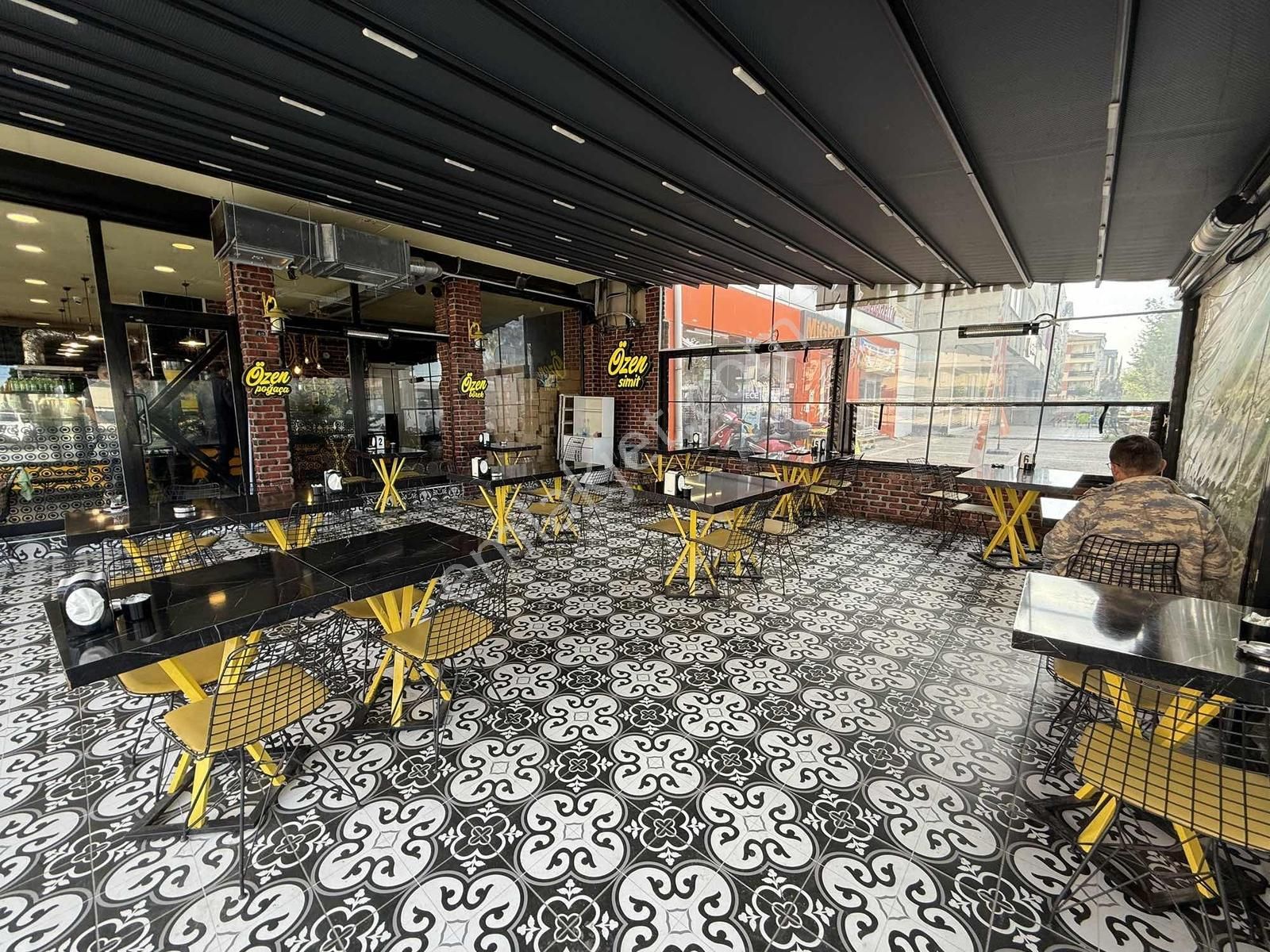 Atakan Lay'dan Satılık Shell Kavşağı Köşe Dükkan - Görsel 7