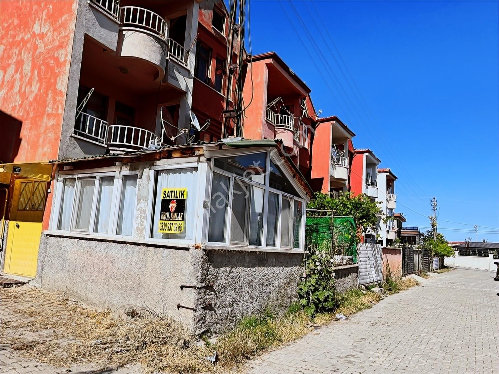 Erol Emlak Tan Bedirbab Mah Satılık 3 Katlı Müstakil Ev - Görsel 3