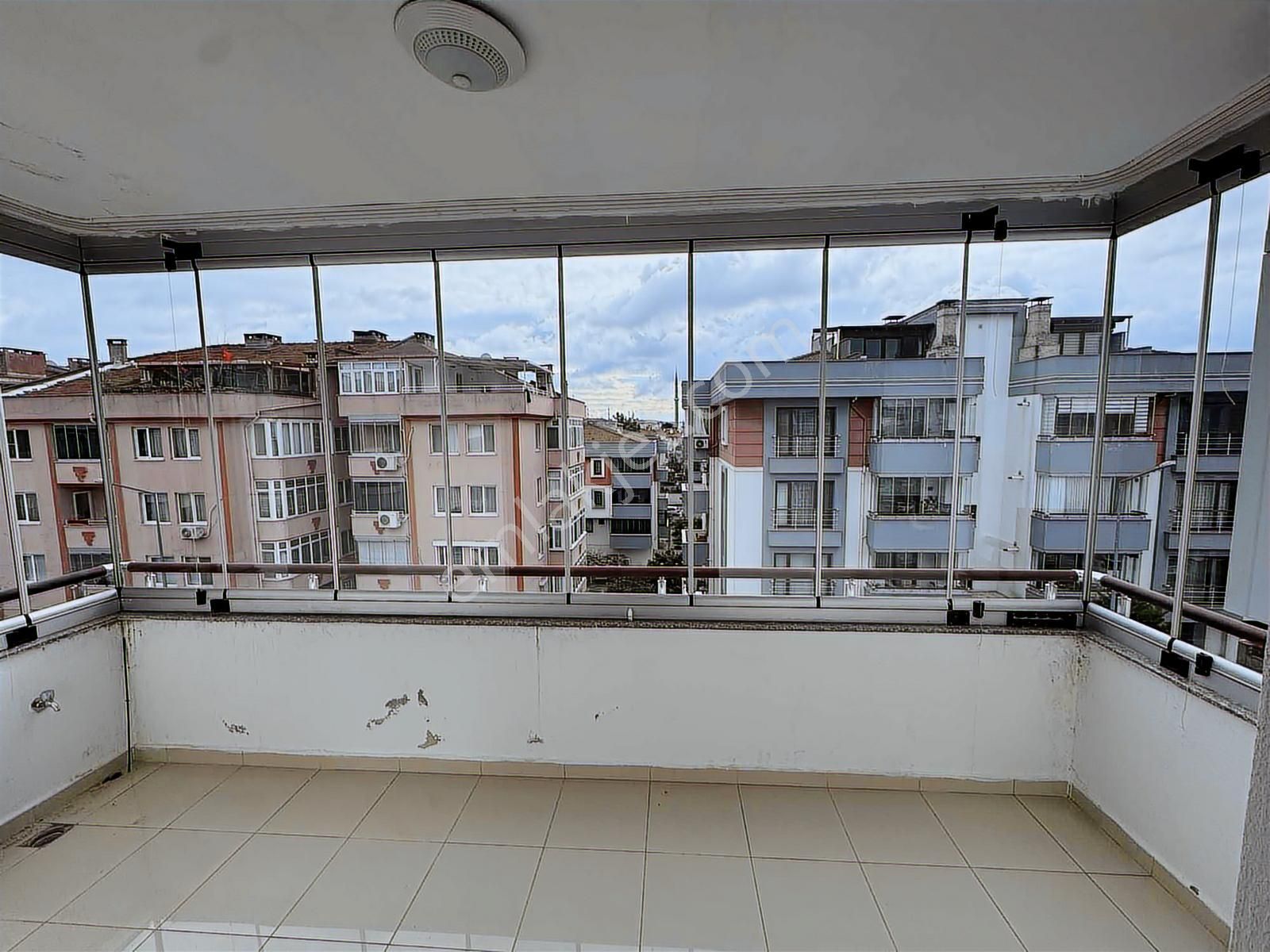 Mir'den Kiralik Bahçelievler Yarışokulu Yanı 3+1 Geniş Lüx Daire - Görsel 24