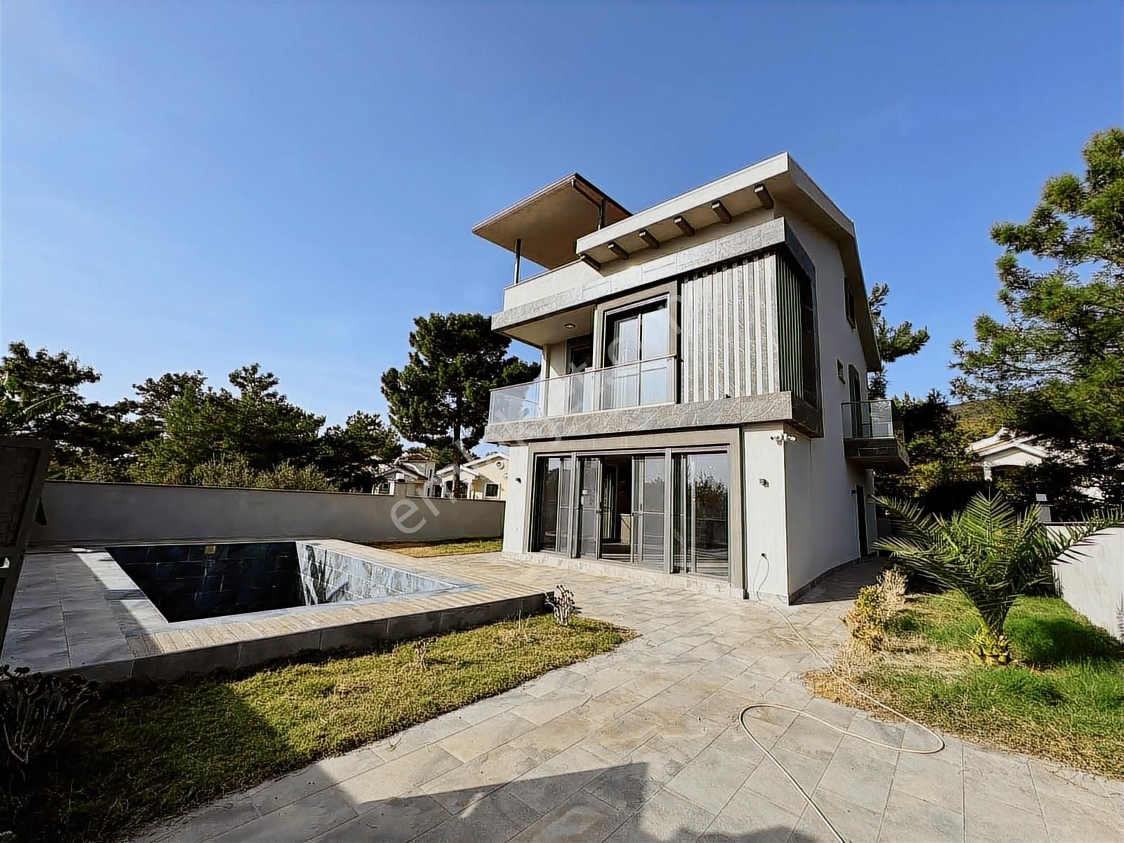 Didim Akbük'te 5+1 Müstakil Satılık Villa - Görsel 14