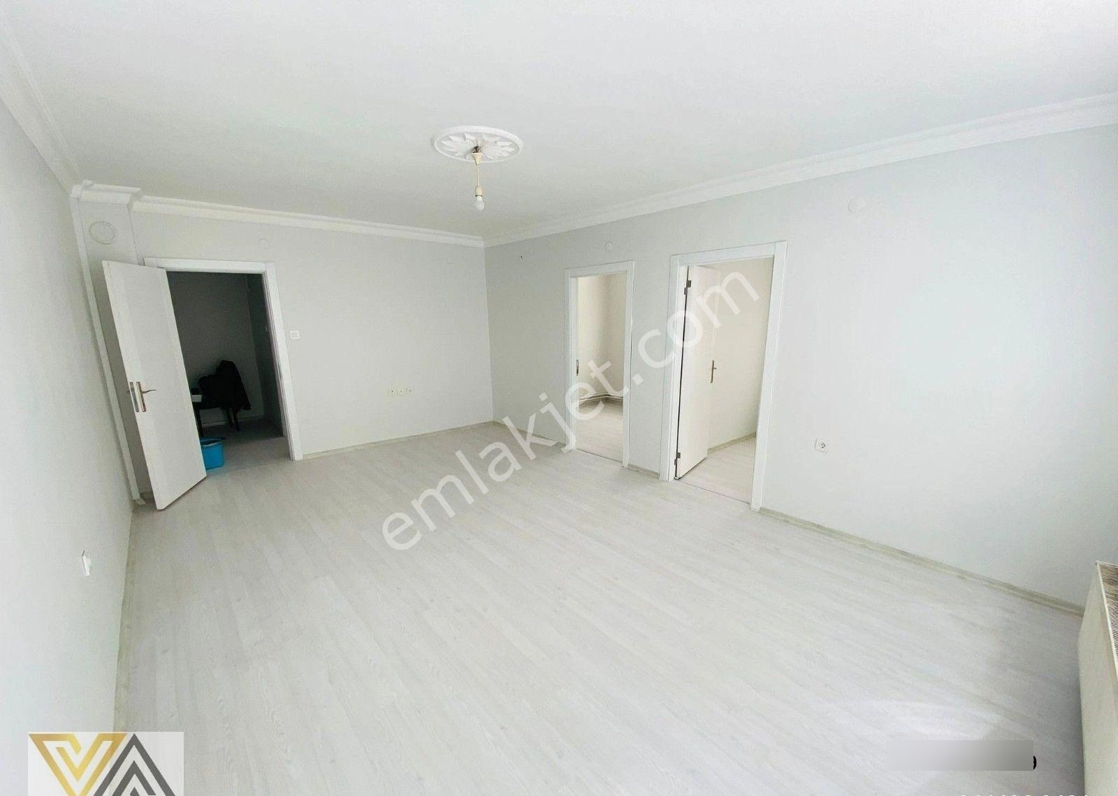 Valentia'dan Natoyolu Cadde Üzeri Yapılı 3+1 Satılık Daire !!! - Görsel 6