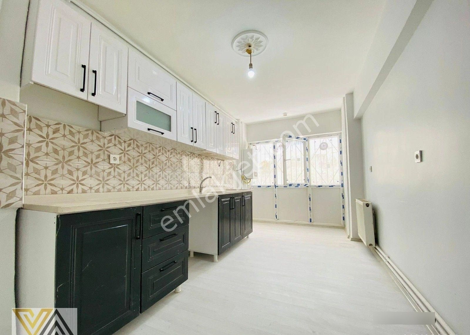 Valentia'dan Natoyolu Cadde Üzeri Yapılı 3+1 Satılık Daire !!! - Görsel 18