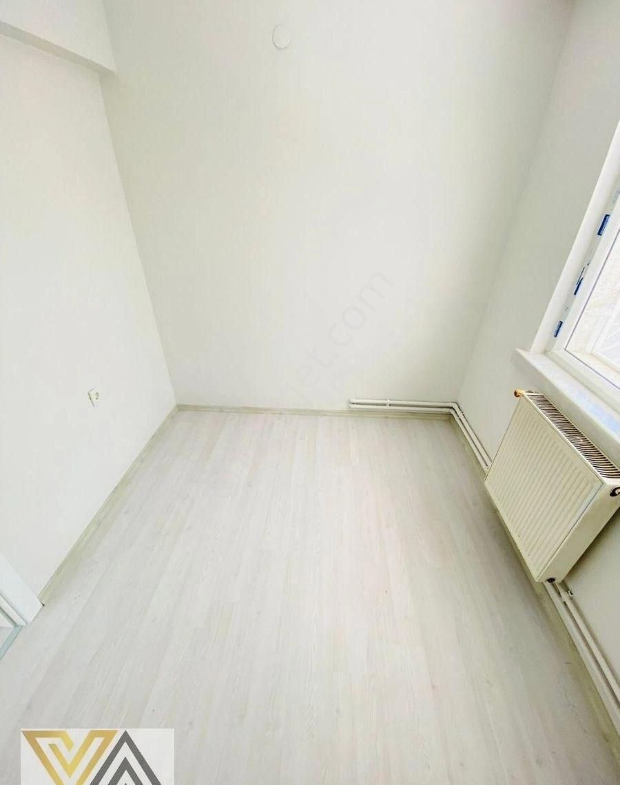 Valentia'dan Natoyolu Cadde Üzeri Yapılı 3+1 Satılık Daire !!! - Görsel 17