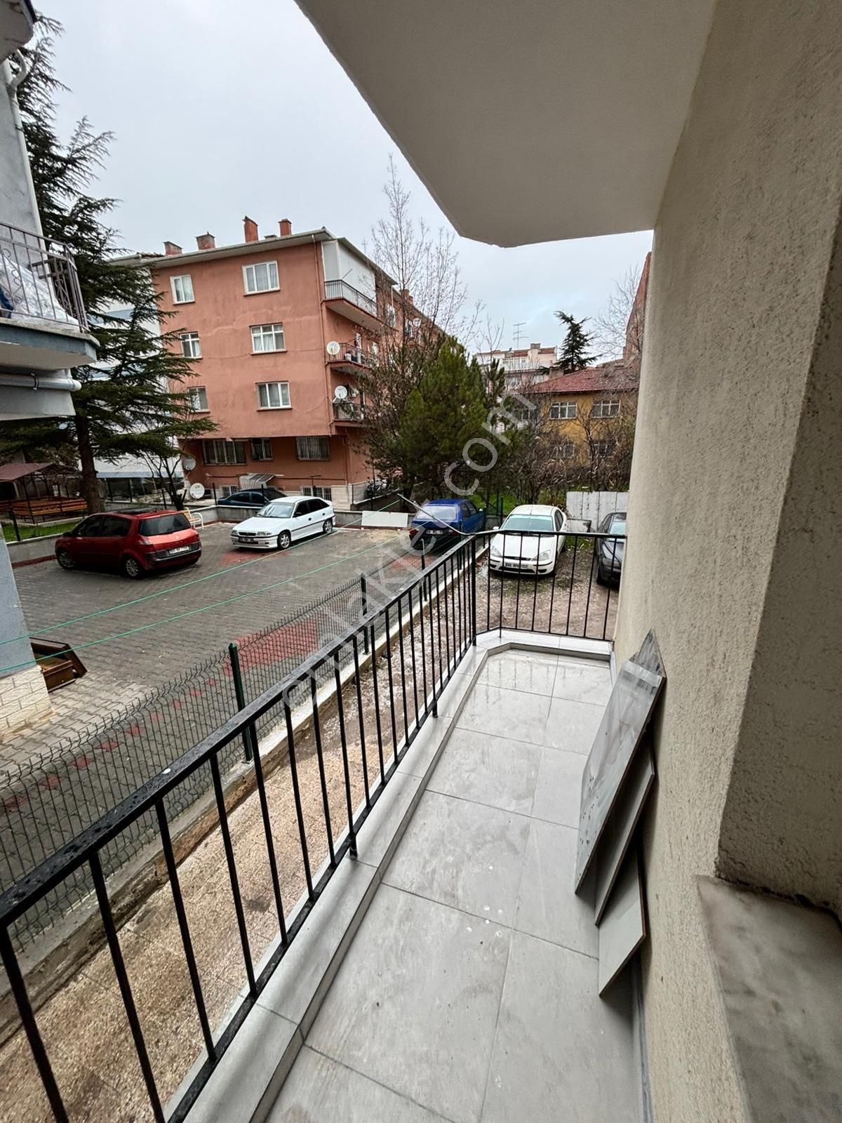 Sincan Akşemsettin'de Yüksek Giriş (altta Daire) Geniş Full Yapılı Ultralüx 3+1 Mükemmel Konumda - Görsel 18