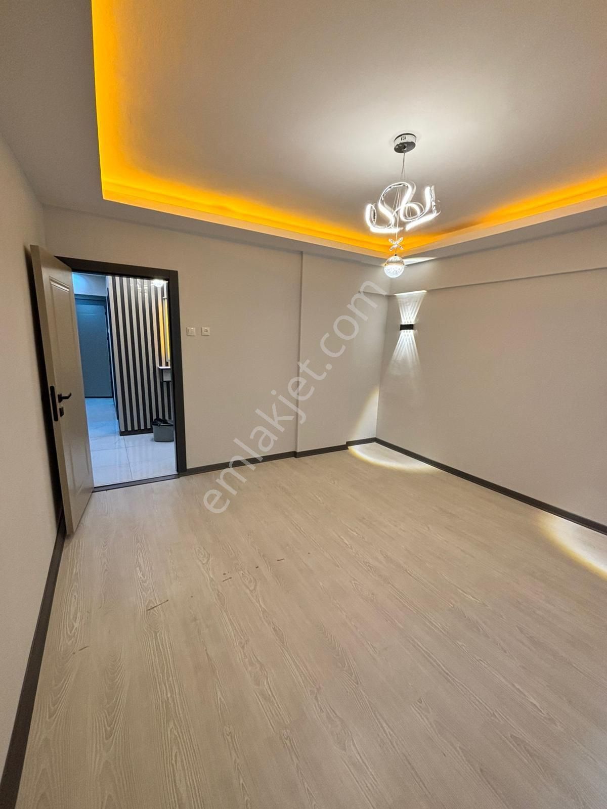 Sincan Akşemsettin'de Yüksek Giriş (altta Daire) Geniş Full Yapılı Ultralüx 3+1 Mükemmel Konumda - Görsel 22