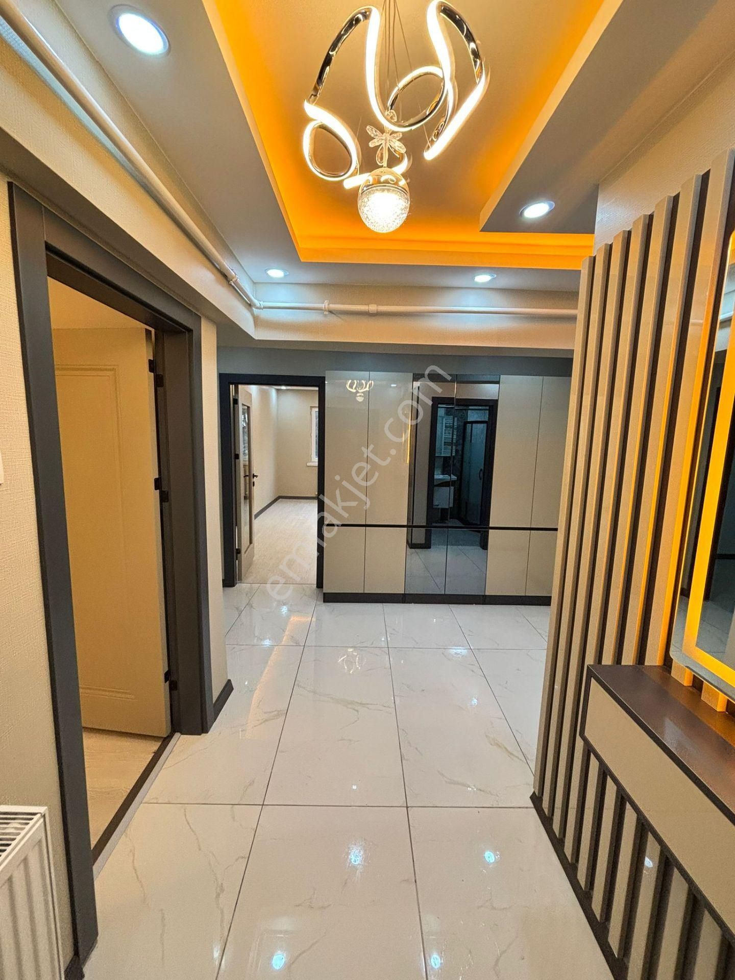 Sincan Akşemsettin'de Yüksek Giriş (altta Daire) Geniş Full Yapılı Ultralüx 3+1 Mükemmel Konumda - Görsel 35