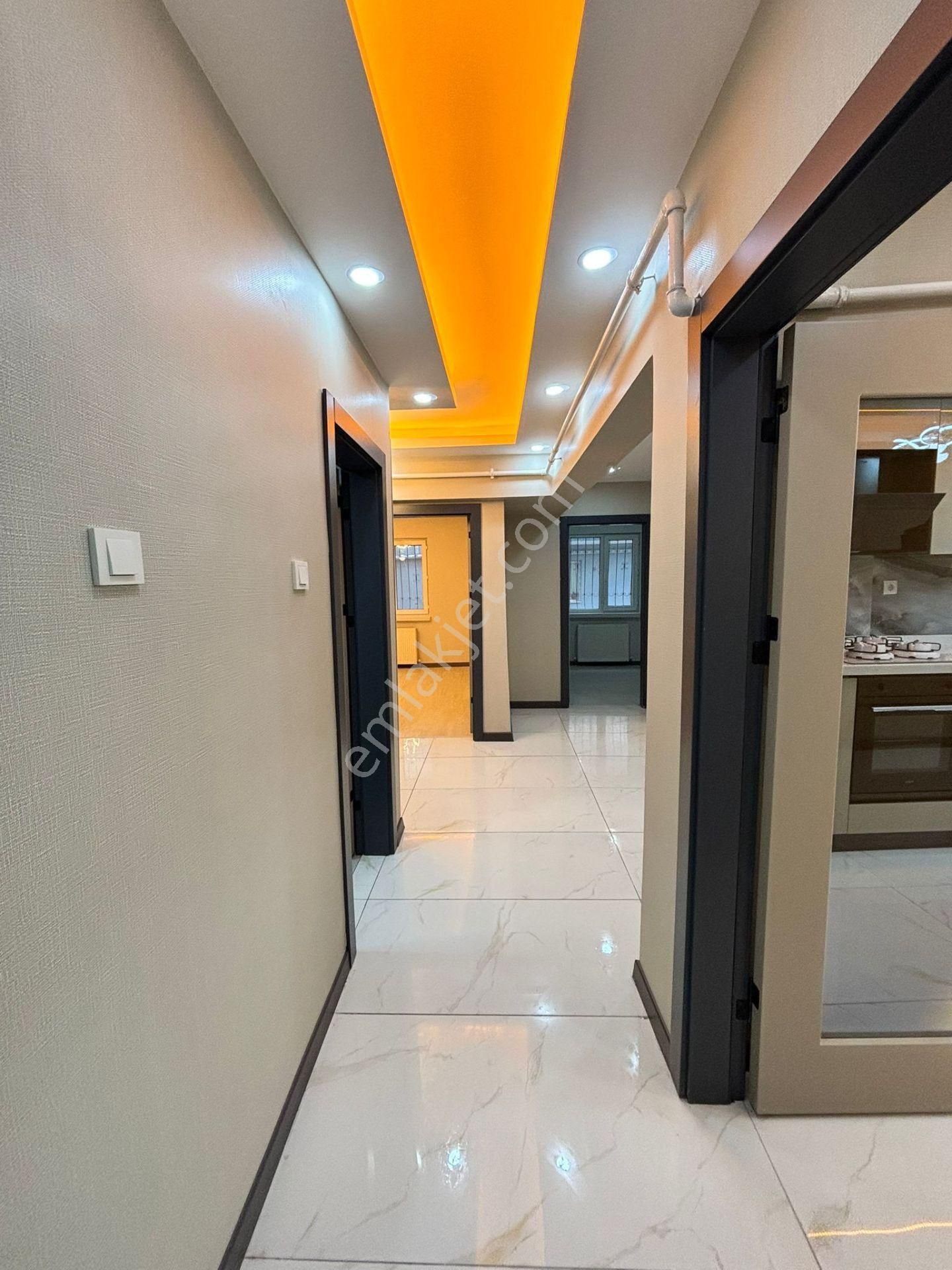 Sincan Akşemsettin'de Yüksek Giriş (altta Daire) Geniş Full Yapılı Ultralüx 3+1 Mükemmel Konumda - Görsel 31