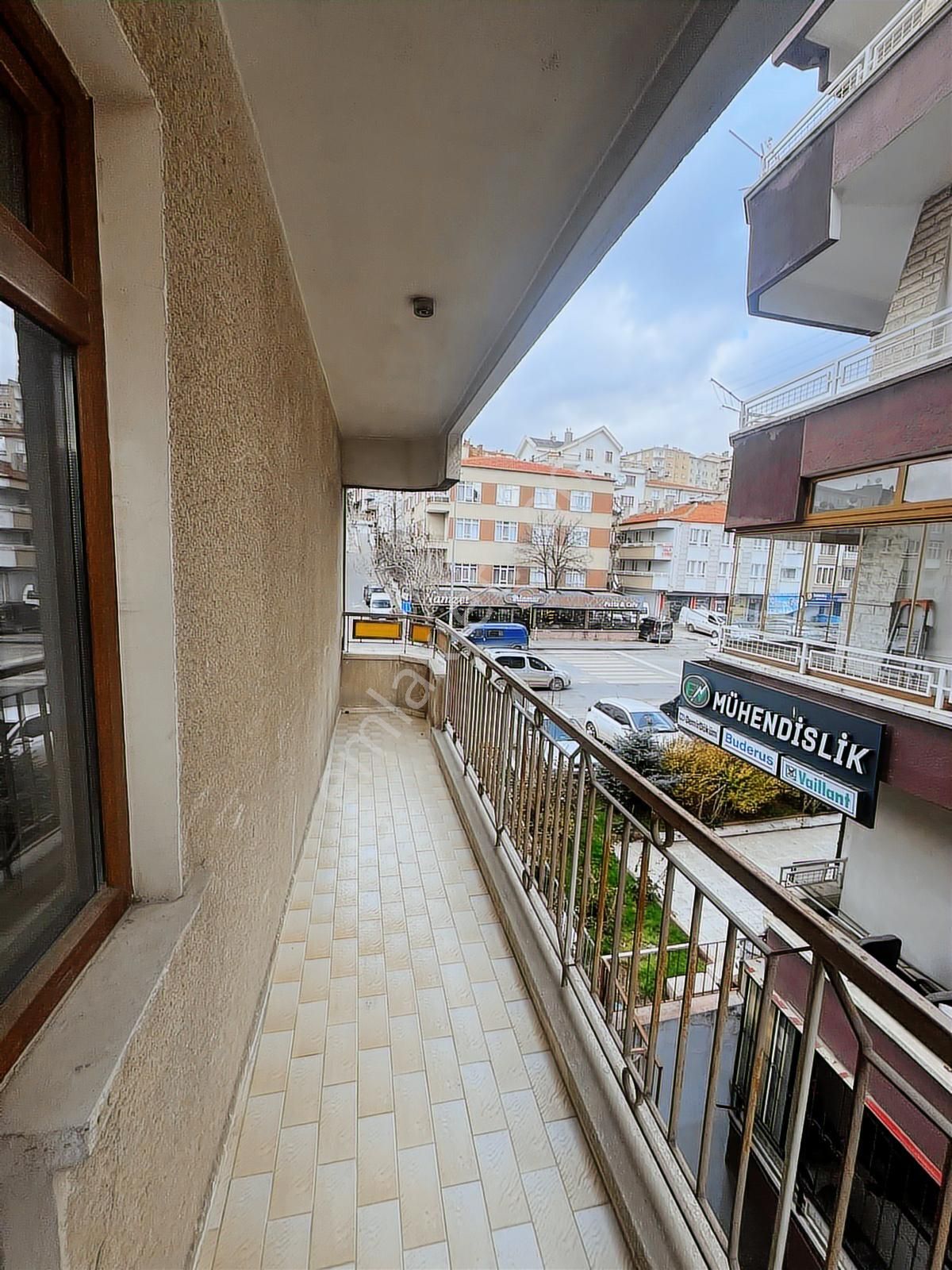 Mek Gayrimenkulden Keçiören Dr Besimömer Caddesinde 140 M2 3+1 - Görsel 9