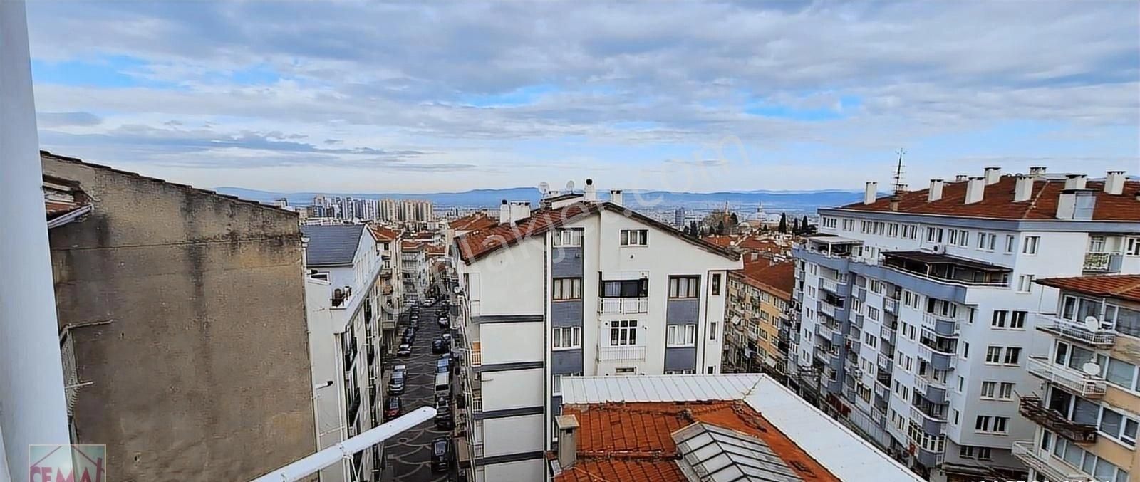 Cemal Emlak Bursa Yıldırım Namazgah Meydan Teraslı Bakımlı Manza