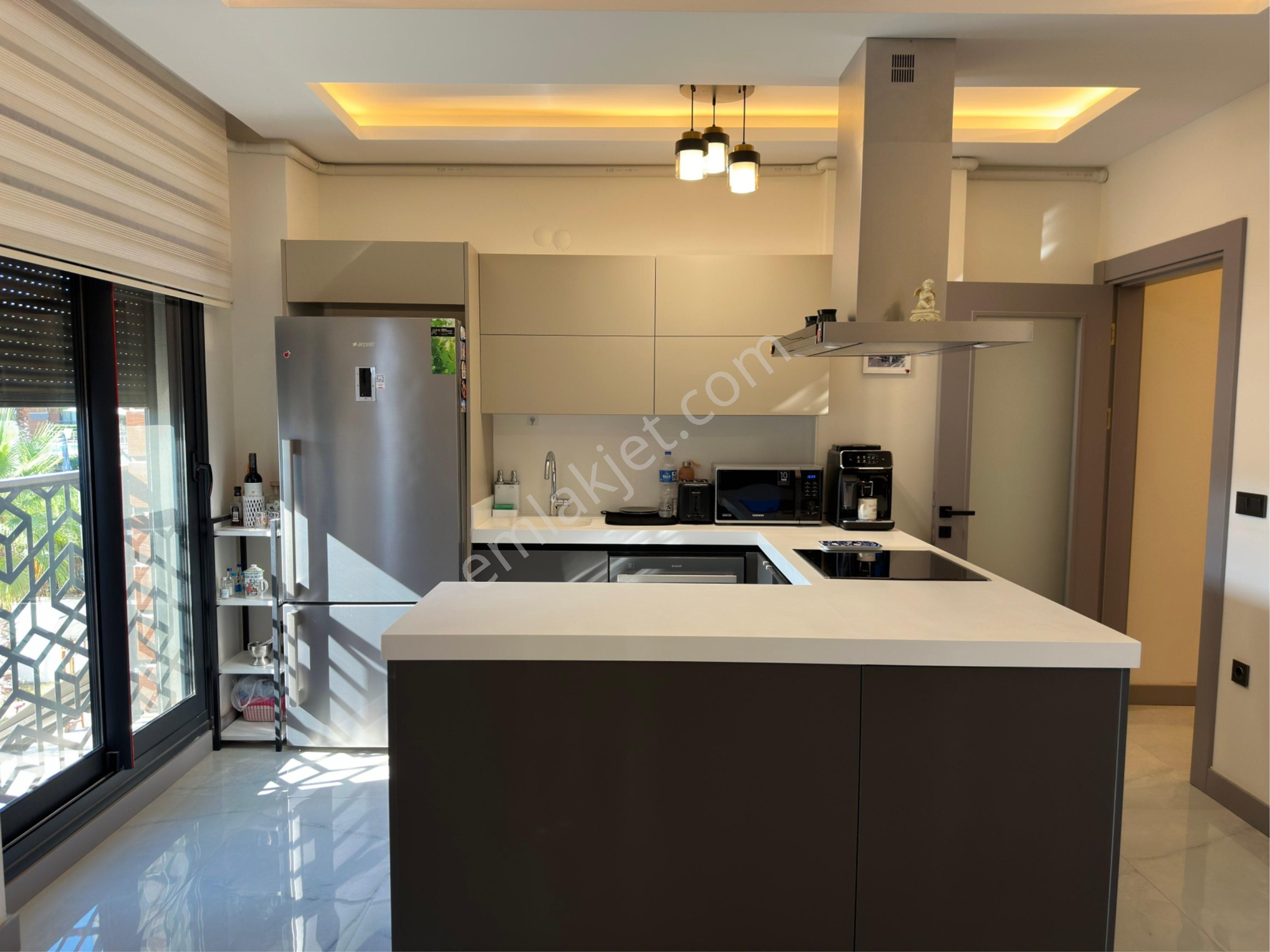 Kuşadası Satılık Kadınlar Denizinde 2+1 Daire - Görsel 3