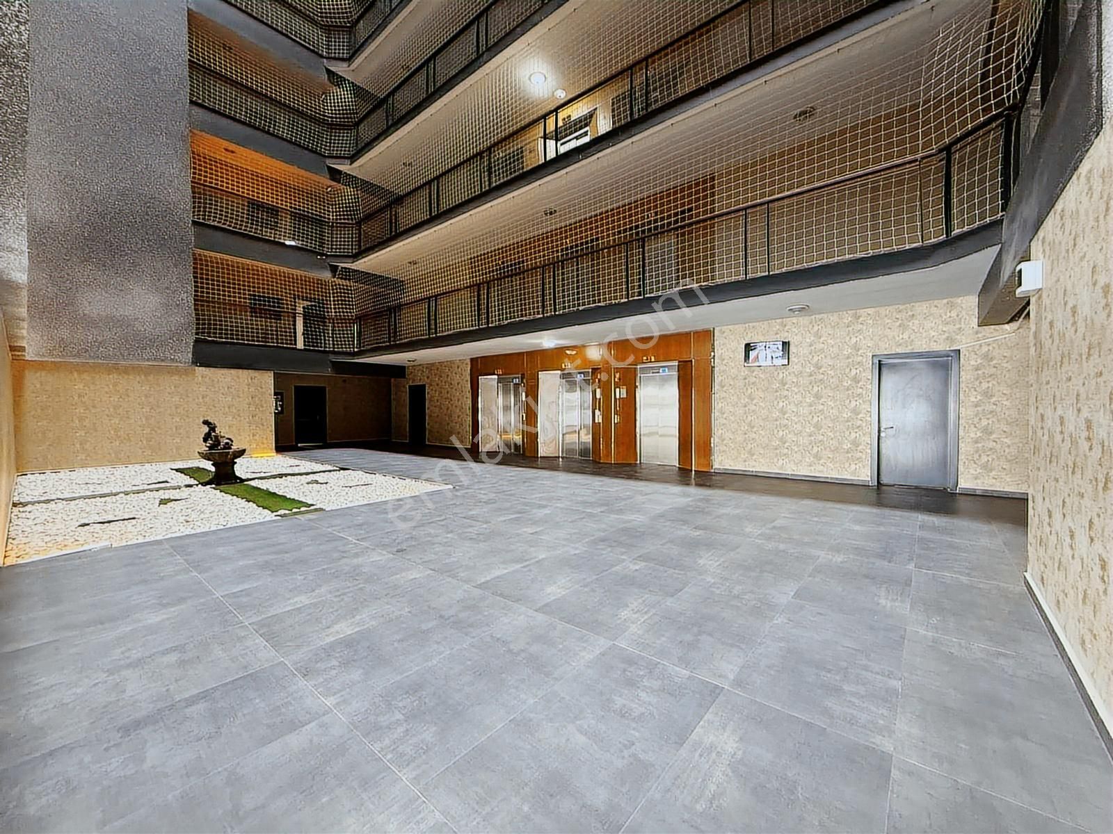 Ovacıkta 14. Kat Güney Doğu Cephe 230 M2 Sıfır