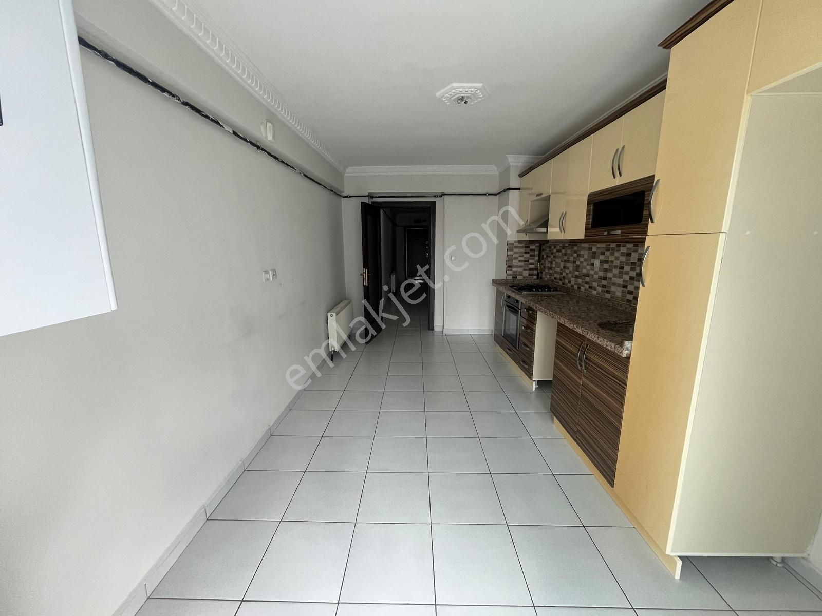 Ufuktepe Shel Benzinlik Cam Balkonlu 3+1 Yapılı - Görsel 9